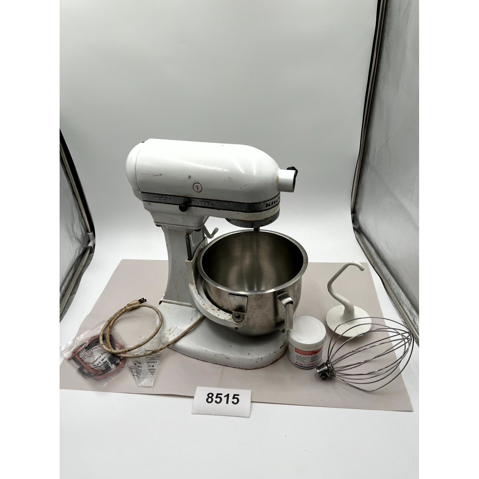 Vintage KitchenAid Hobart K5-A Electric Standalone Mixer 5qt White 300W