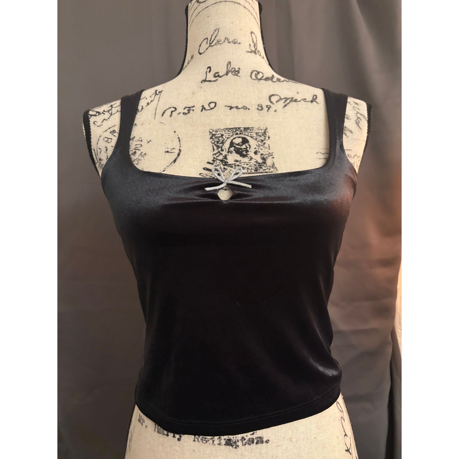 Wild Fable Black Stretch Velvet Cami Top Silver Ribbon Bow Dark Coquette XS NEW Wild Fable Black Stretch Velvet Cami Top Silver Ribbon Bow Dark Coquette XS NEW