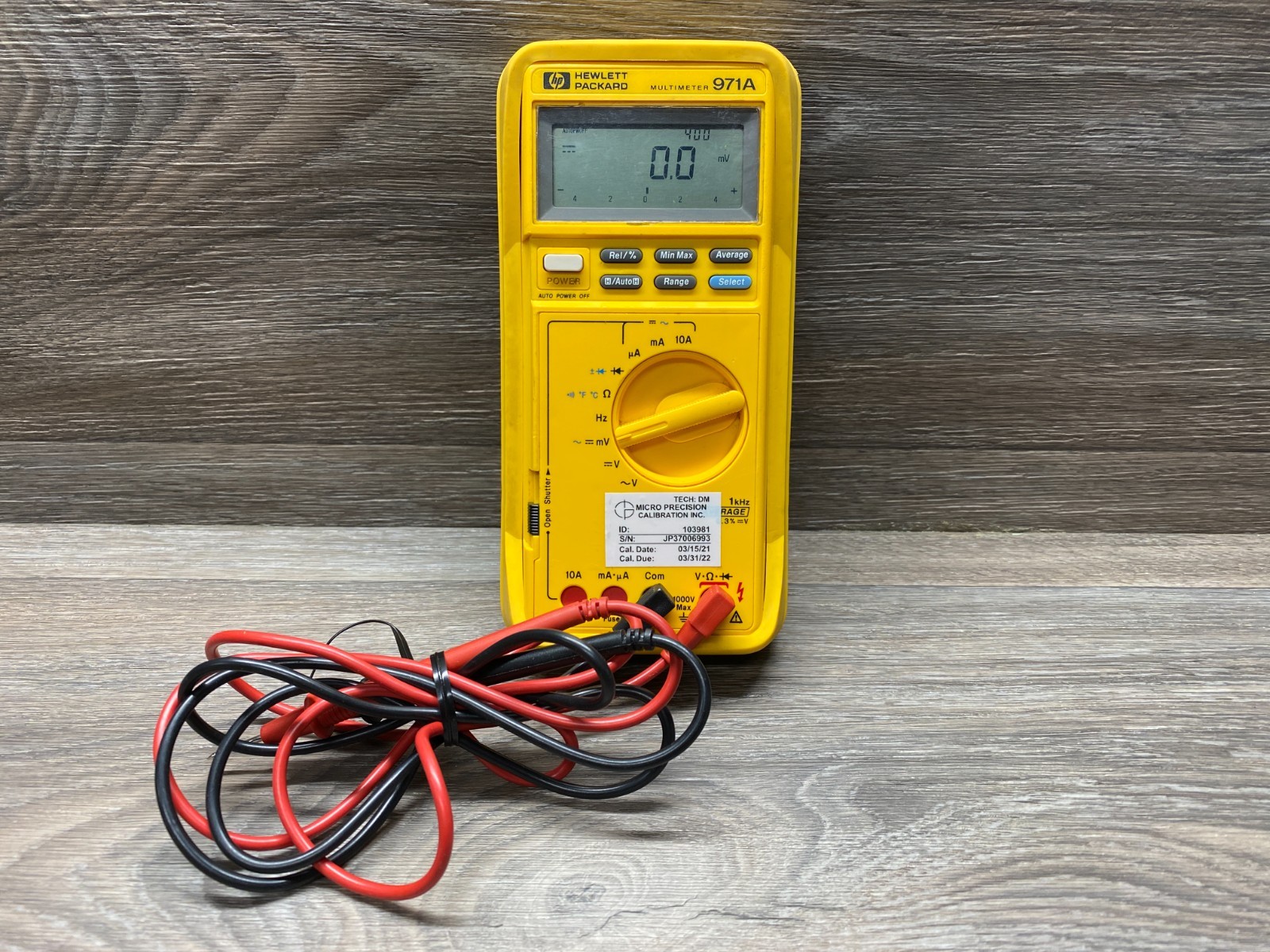 Hewlett Packard HP 971A Handheld Digital Multimeter With Probes