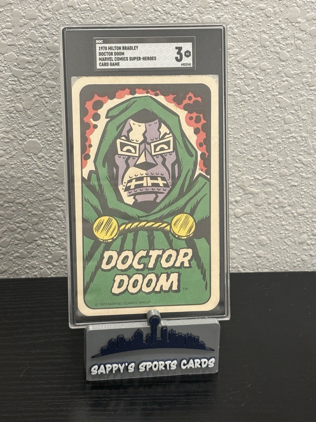 1978 Marvel Comics Super Heroes Card Game MILTON BRADLEY DR DOOM RARE