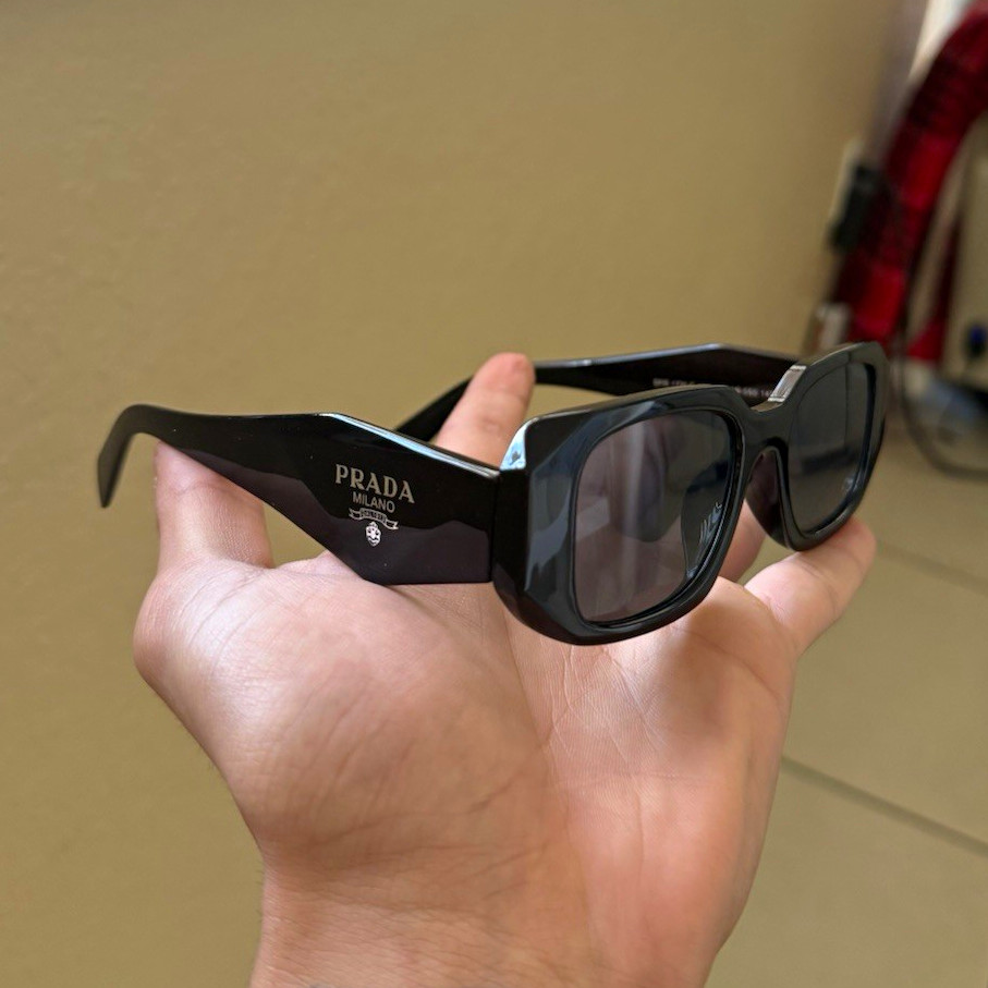 PRADA Milano Women\'s Rectangle Sunglasses Black Plastic Frame Gray Tinted