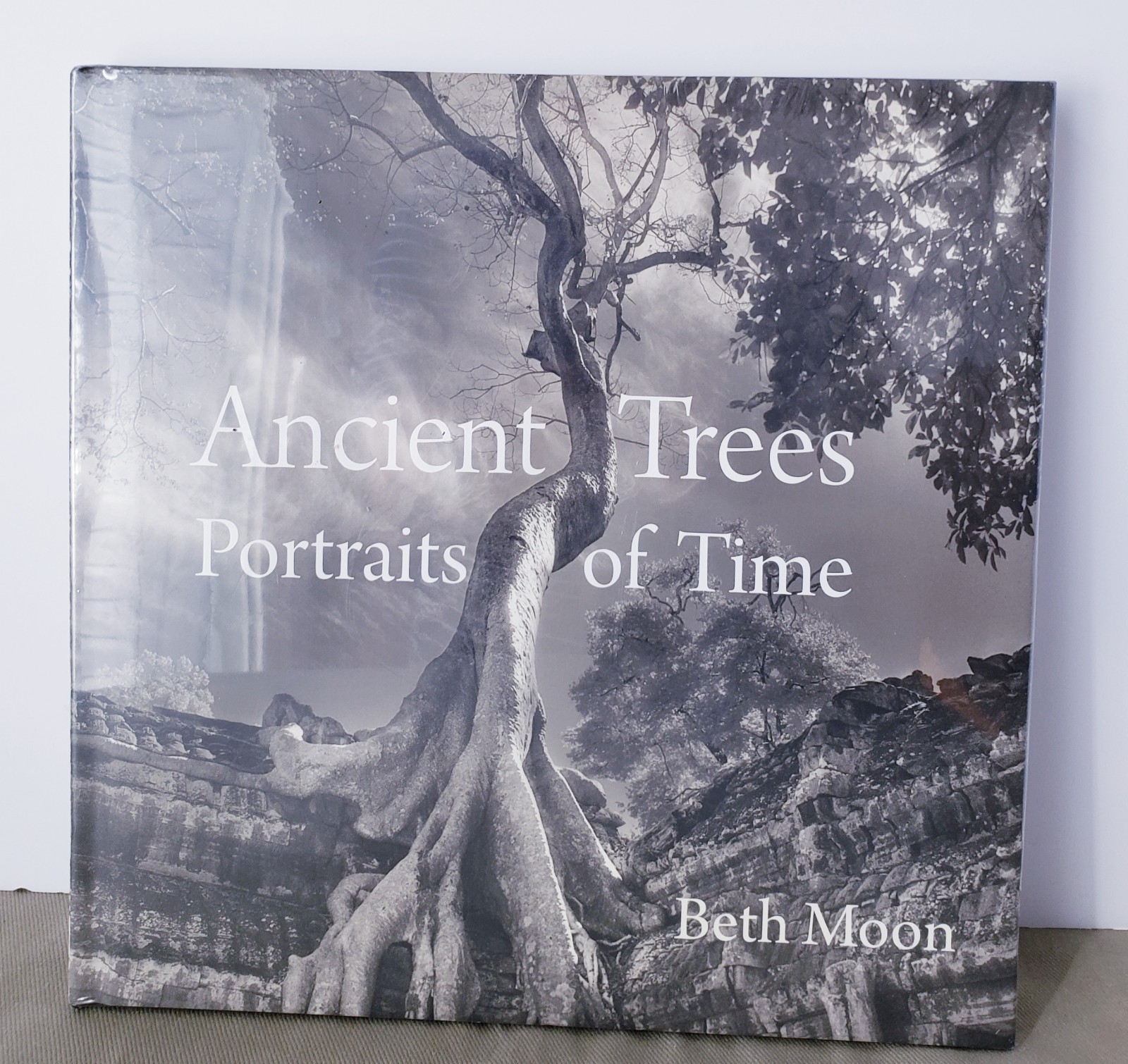 NEW, SEALED Ancient Trees : Portraits of Time, Hardcover by Moon NEW, SEALED Ancient Trees : Portraits of Time, Hardcover by Moon