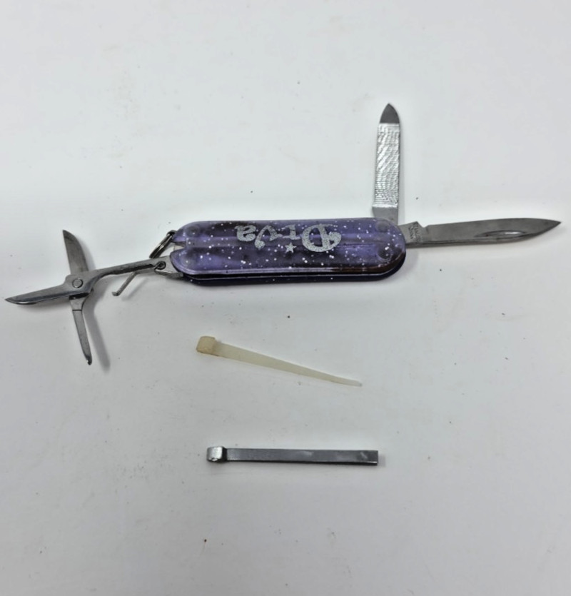 VTG Claires Glitter Purple Diva Pocket Screwdriver Keychain Tweezers Toothpick VTG Claires Glitter Purple Diva Pocket Screwdriver Keychain Tweezers Toothpick
