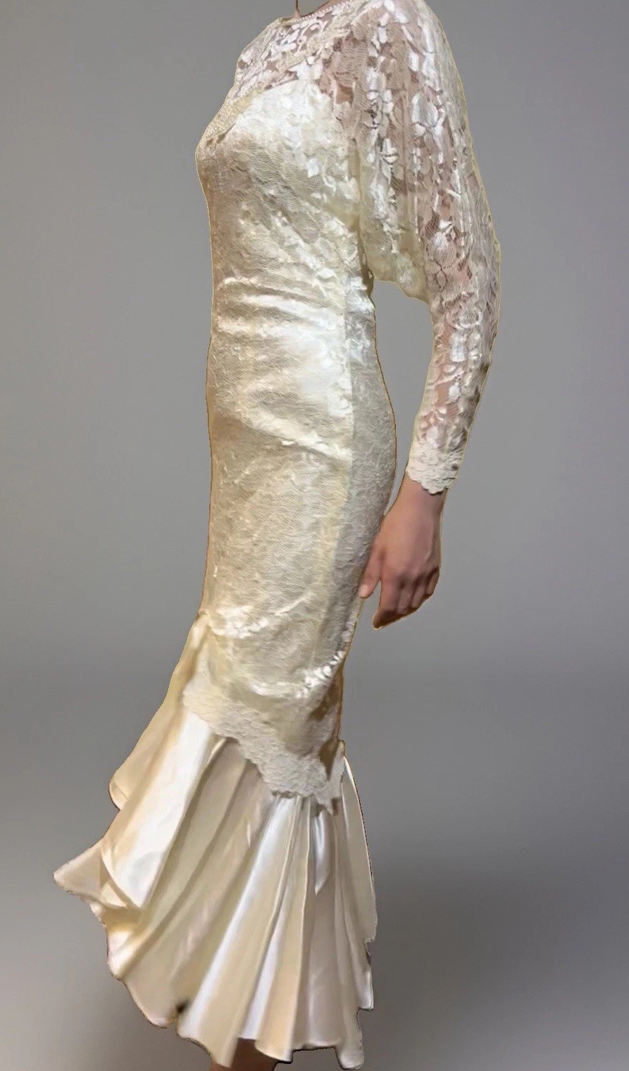 Vintage 80s Lizette Creations Ivory Lace Wedding Dress Mermaid Satin Ruffle XS
