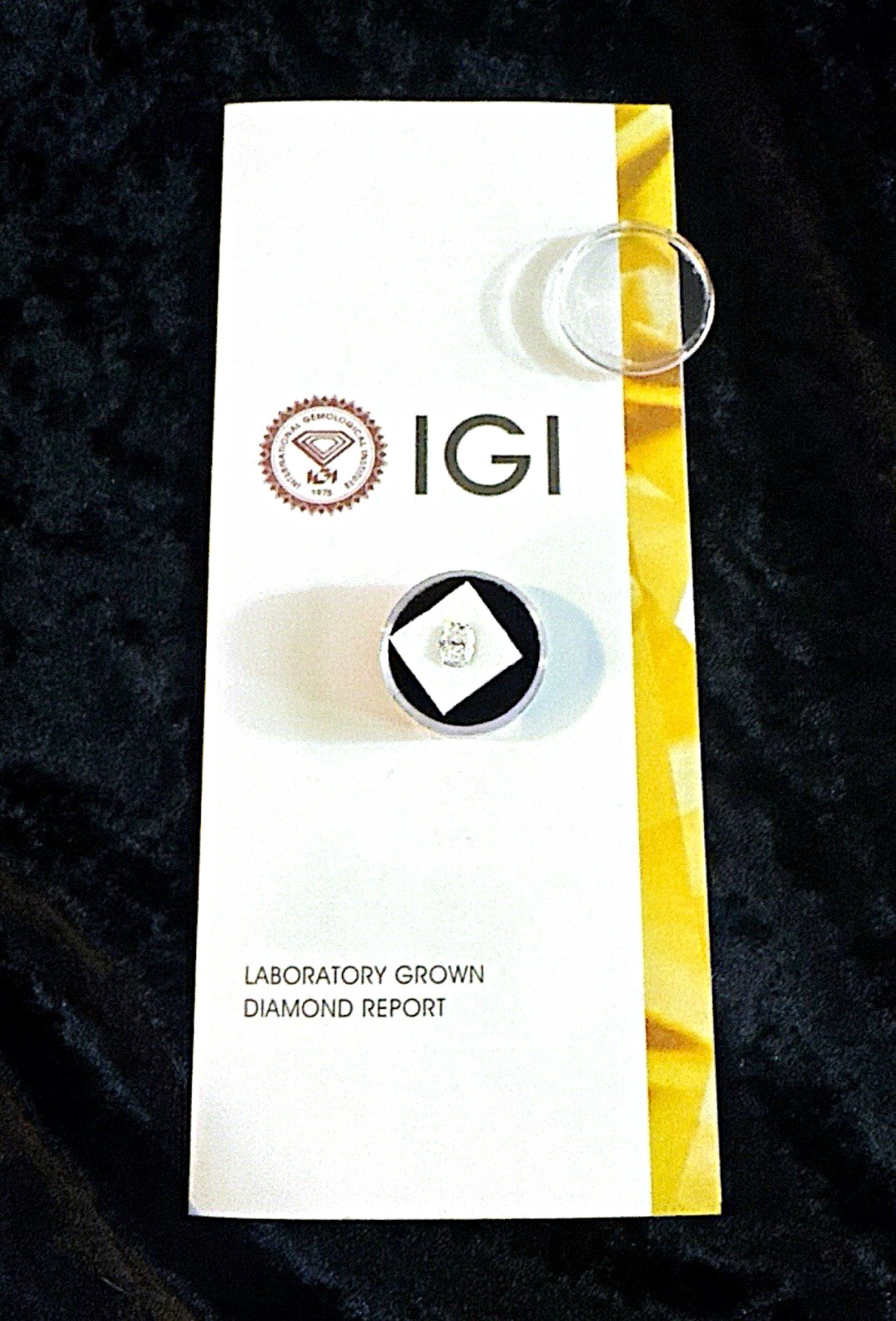 Lab-Created Diamond 1.42ct D VVS2 Cushion, Excellent Cut, IGI Cert, 7.90x6.03mm