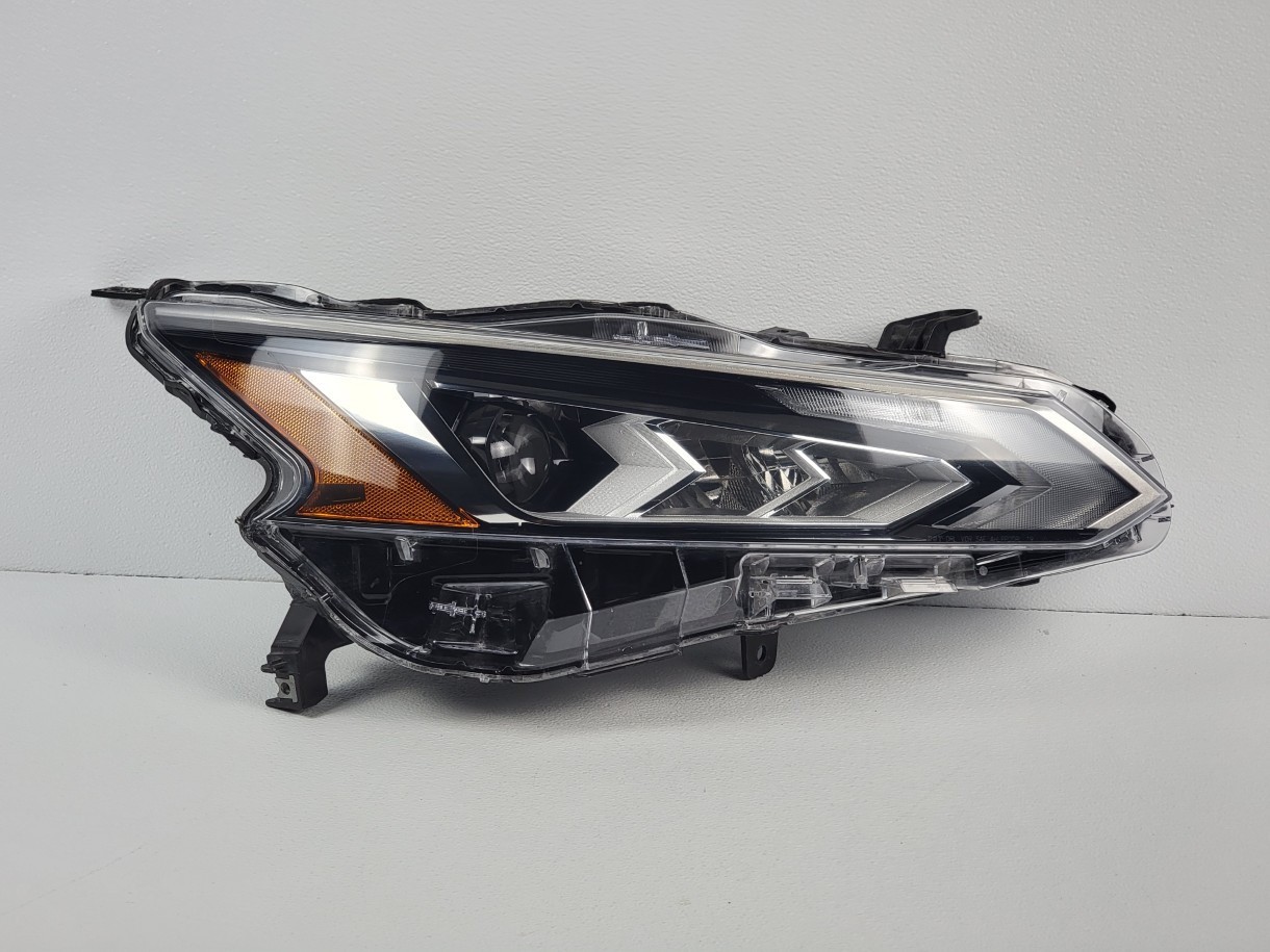 NICE 2019-2022 NISSAN ALTIMA CHROME RH PASSENGER LED HEADLIGHT OEM