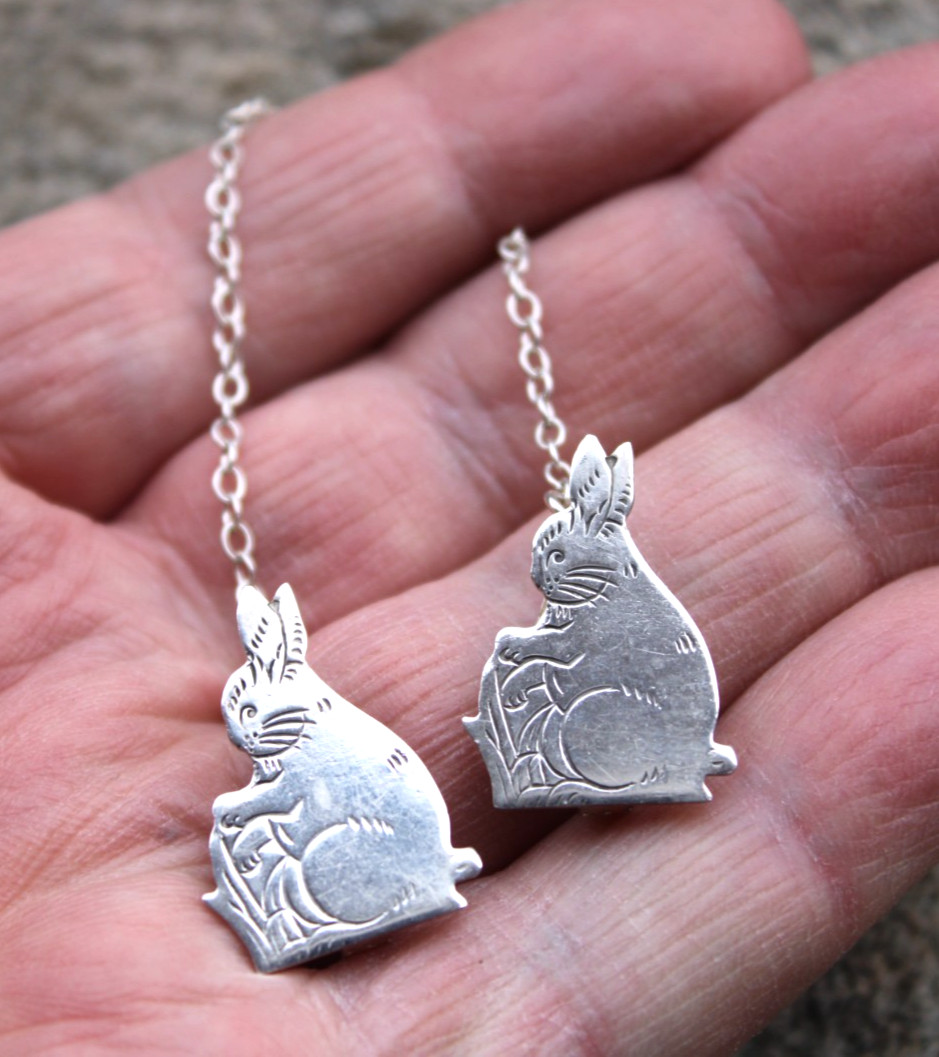 American - Silver Rabbits Bib / Serviette Clips - George Webster & Co - Deco