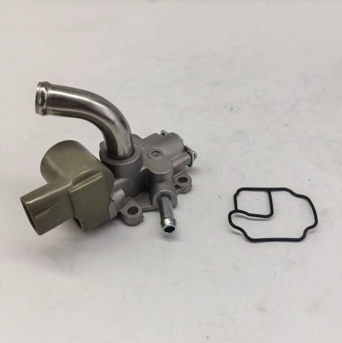 DENSO 2227075030 Idle Air Control Valve for Toyota Tacoma T100 4Runner 2.4L 2.7L