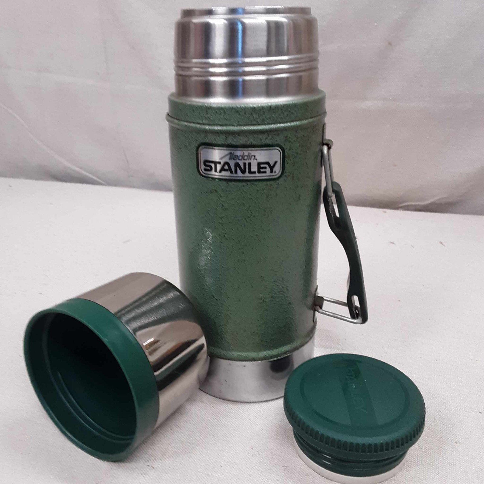Vintage 1997 Aladdin Stanley Thermos A-1350B 24oz Green Wide Mouth USA Vintage 1997 Aladdin Stanley Thermos A-1350B 24oz Green Wide Mouth USA