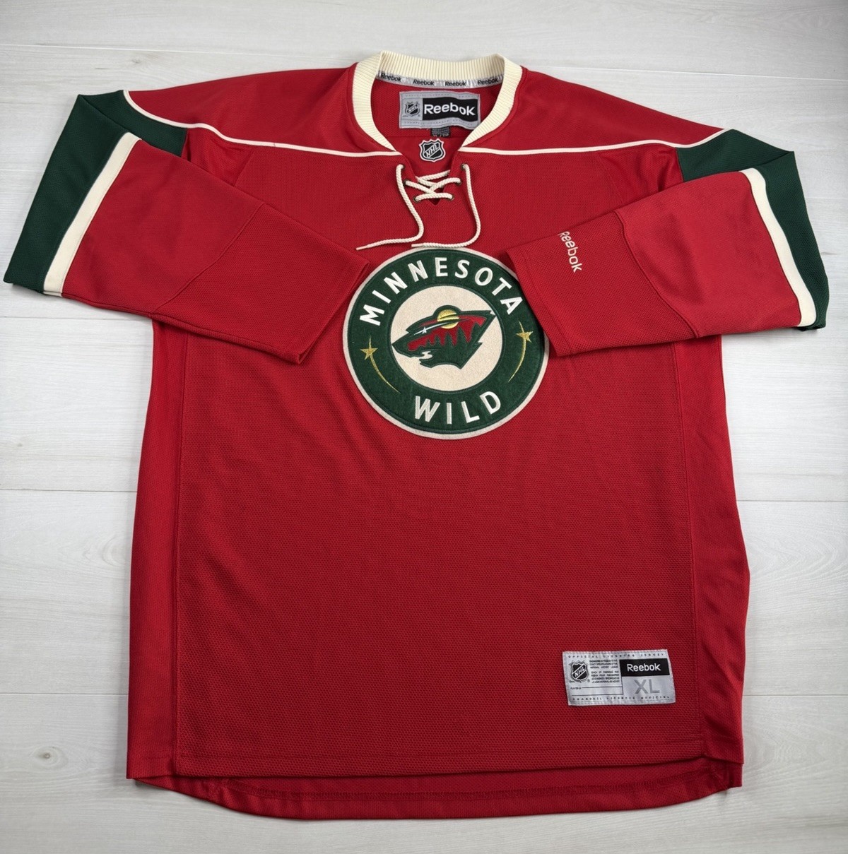Vtg Reebok Minnesota Wild Hockey Jersey NHL Red Officially Licensed 90s Y2K XL Vtg Reebok Minnesota Wild Hockey Jersey NHL Red Officially Licensed 90s Y2K XL