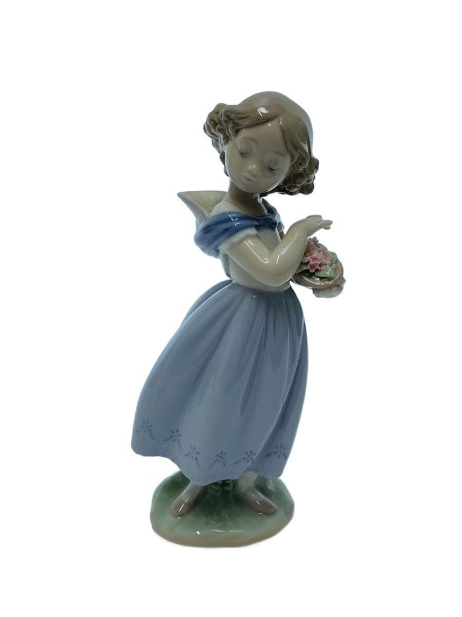 Lladro Interior Grocery WHT 8247 Beyond Light Used