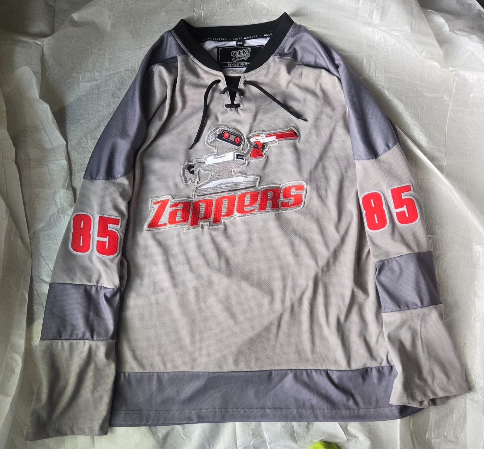 Geeky Jerseys Nintendo Zappers Robbie robot jersey 4xl NES classic