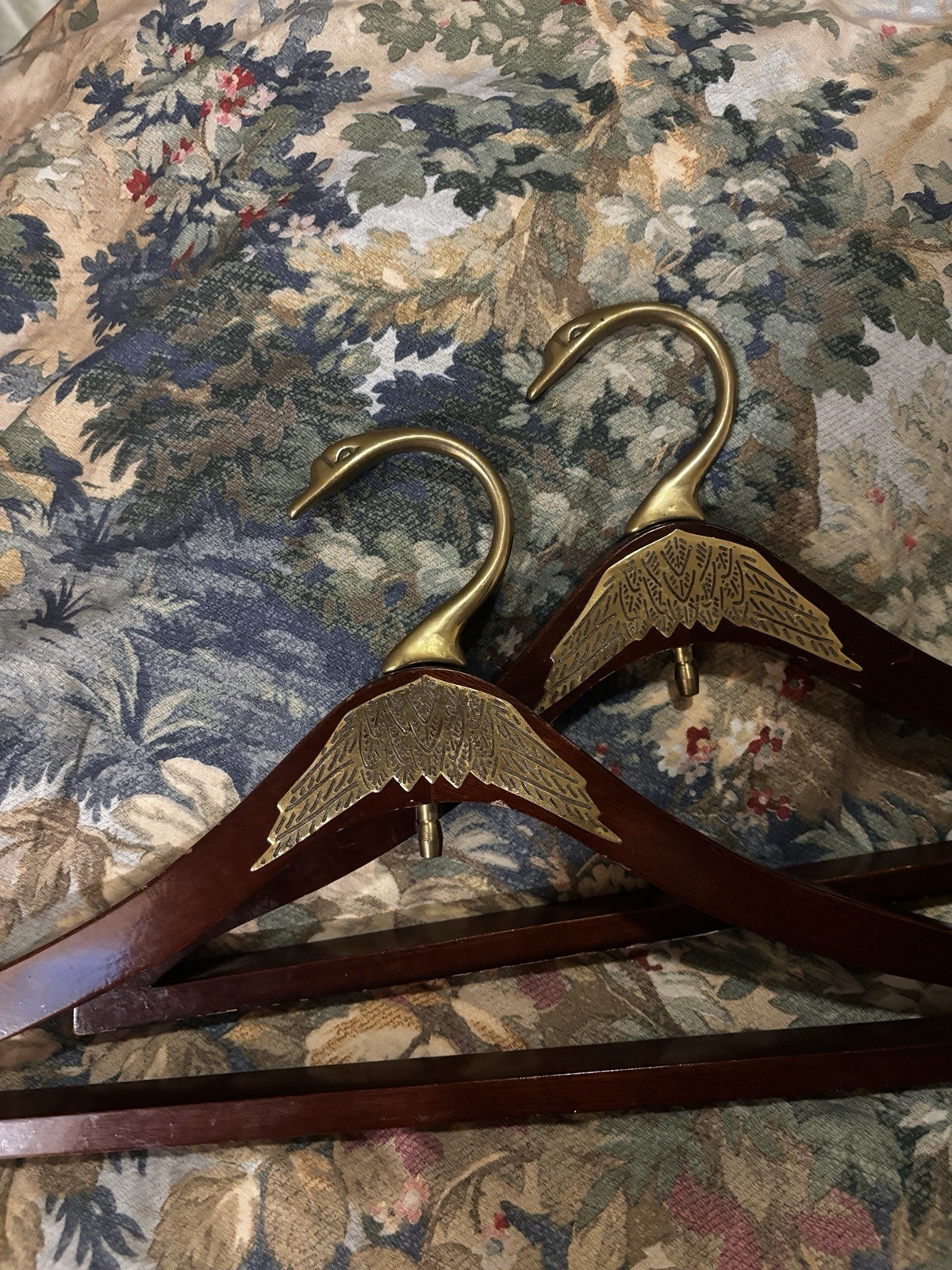 Antique Swan Hangers (Pair) Antique Swan Hangers (Pair)