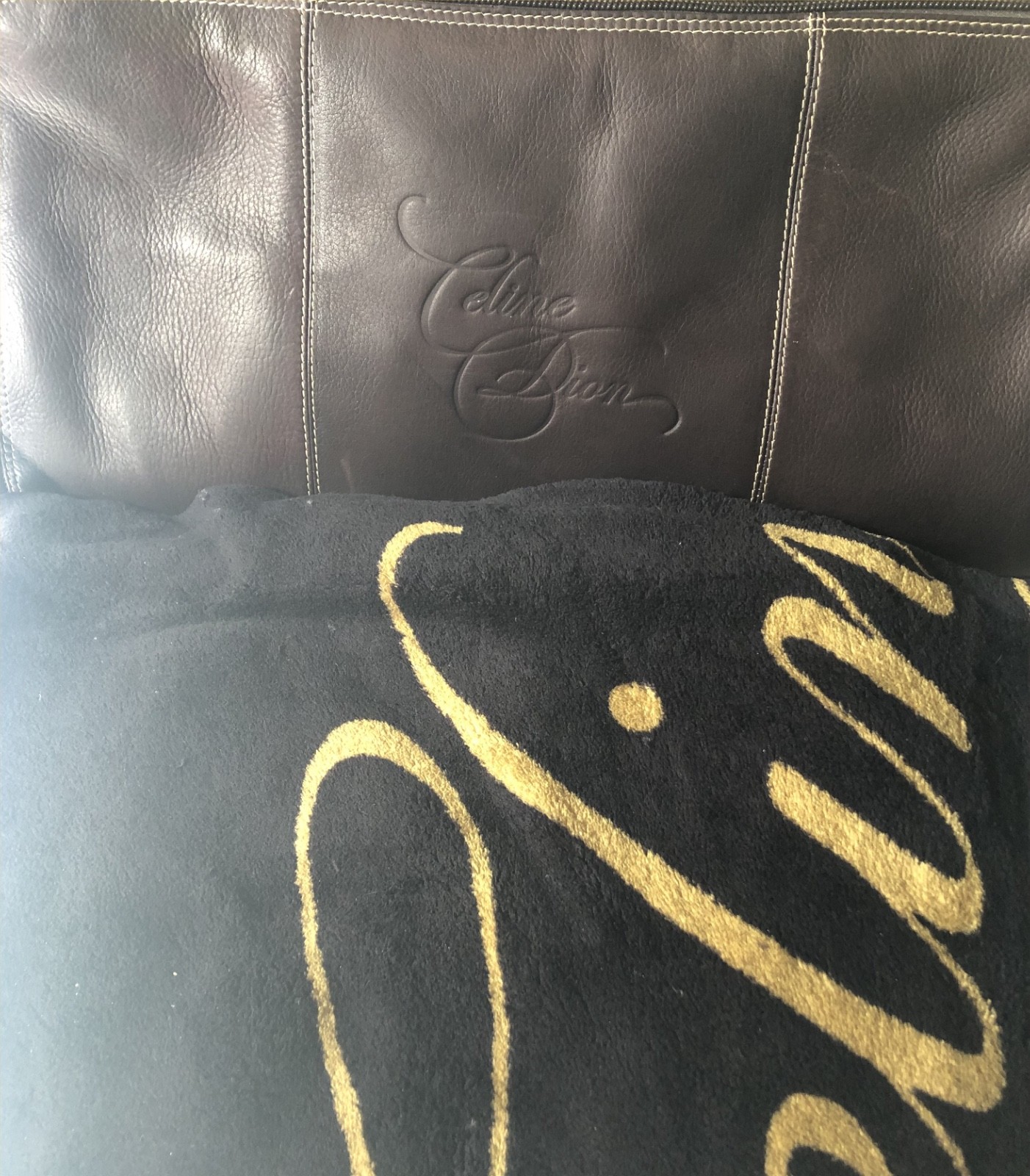 Unused Celine Dion VIP Leather Vacation Bag with Plush Celine Dion Blanket throw Unused Celine Dion VIP Leather Vacation Bag with Plush Celine Dion Blanket throw