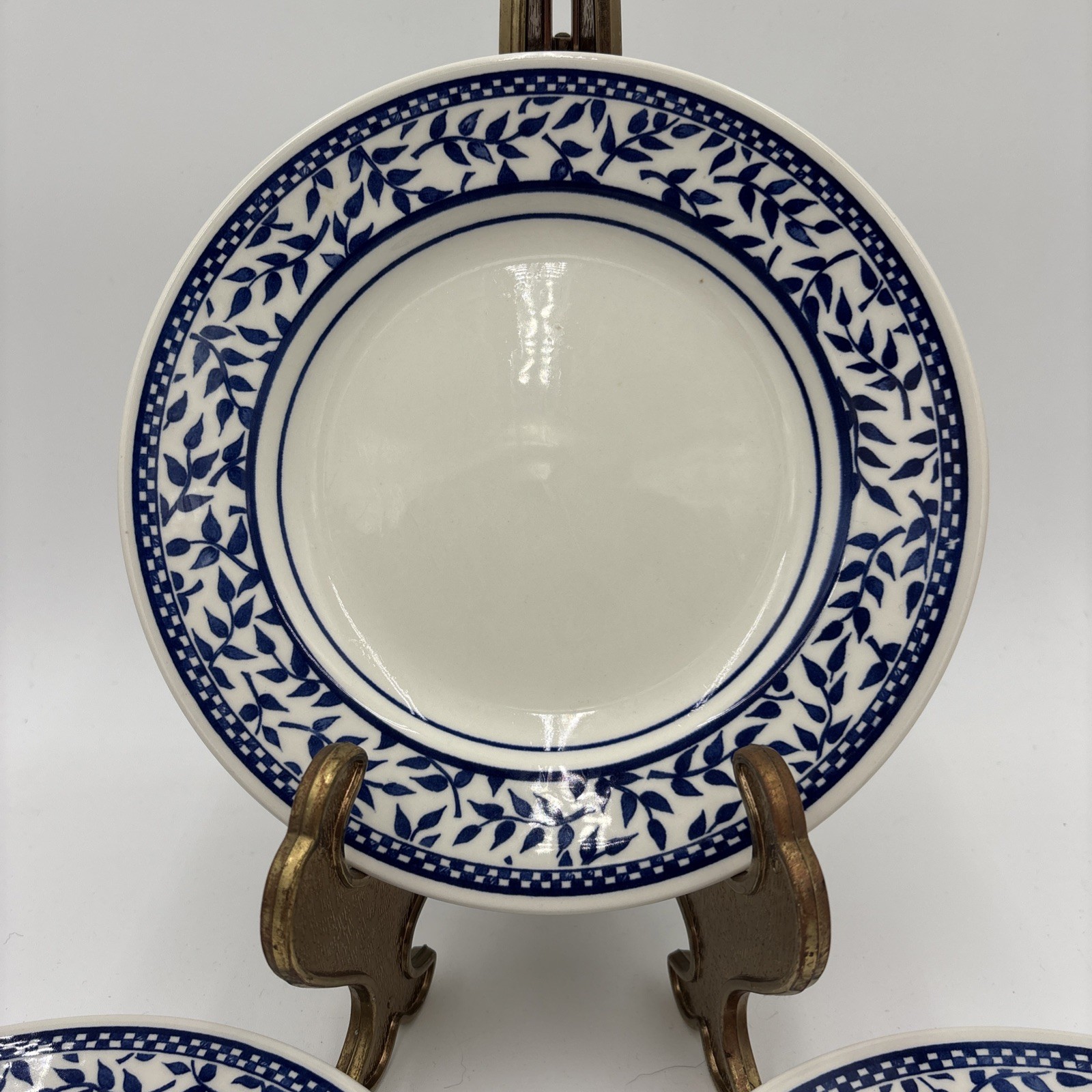 Churchill CCH9 Salad Plates Blue White Discontinued Pattern 8” Set Of 4 Churchill CCH9 Salad Plates Blue White Discontinued Pattern 8” Set Of 4