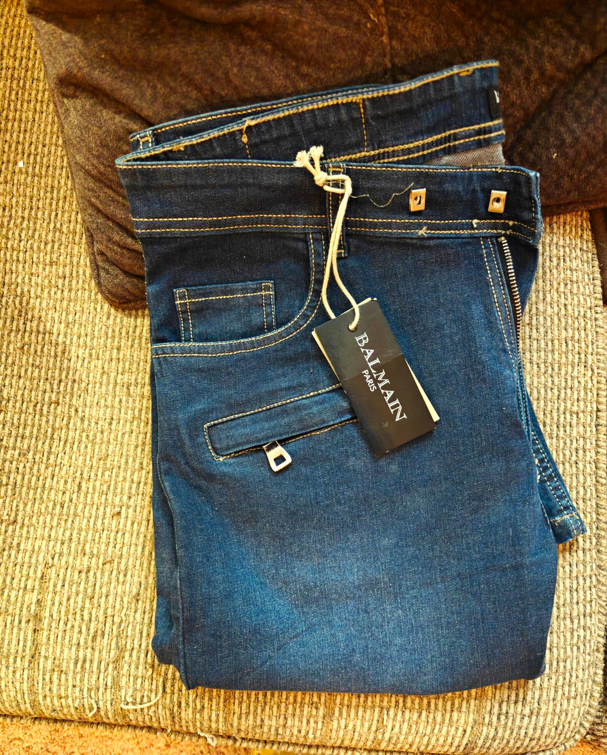 Balmain Men\'s Dark Wash Blue Denim Slim Skinny Jeans Mid Rise 5-Pocket Balmain Men\'s Dark Wash Blue Denim Slim Skinny Jeans Mid Rise 5-Pocket