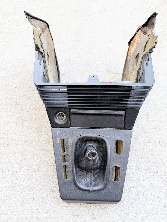 BMW E28 Black Center Console Shifter Surround MANUAL 535i 533i 528e M5 (1986)