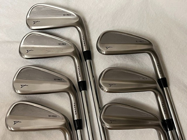 Takomo 101 MKII Iron Set 5-GW KBS Tour Lite Regular Steel RH 7 Clubs 101 MK2