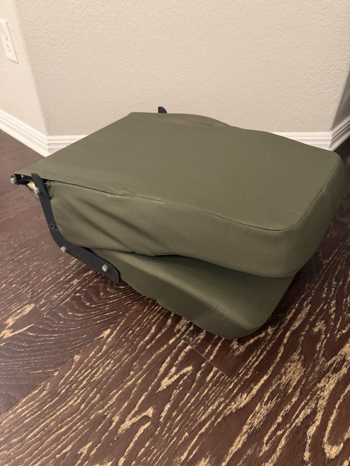 AM General HMMWV Humvee Hummer High back Seat-Passenger Front-OEM-NEW