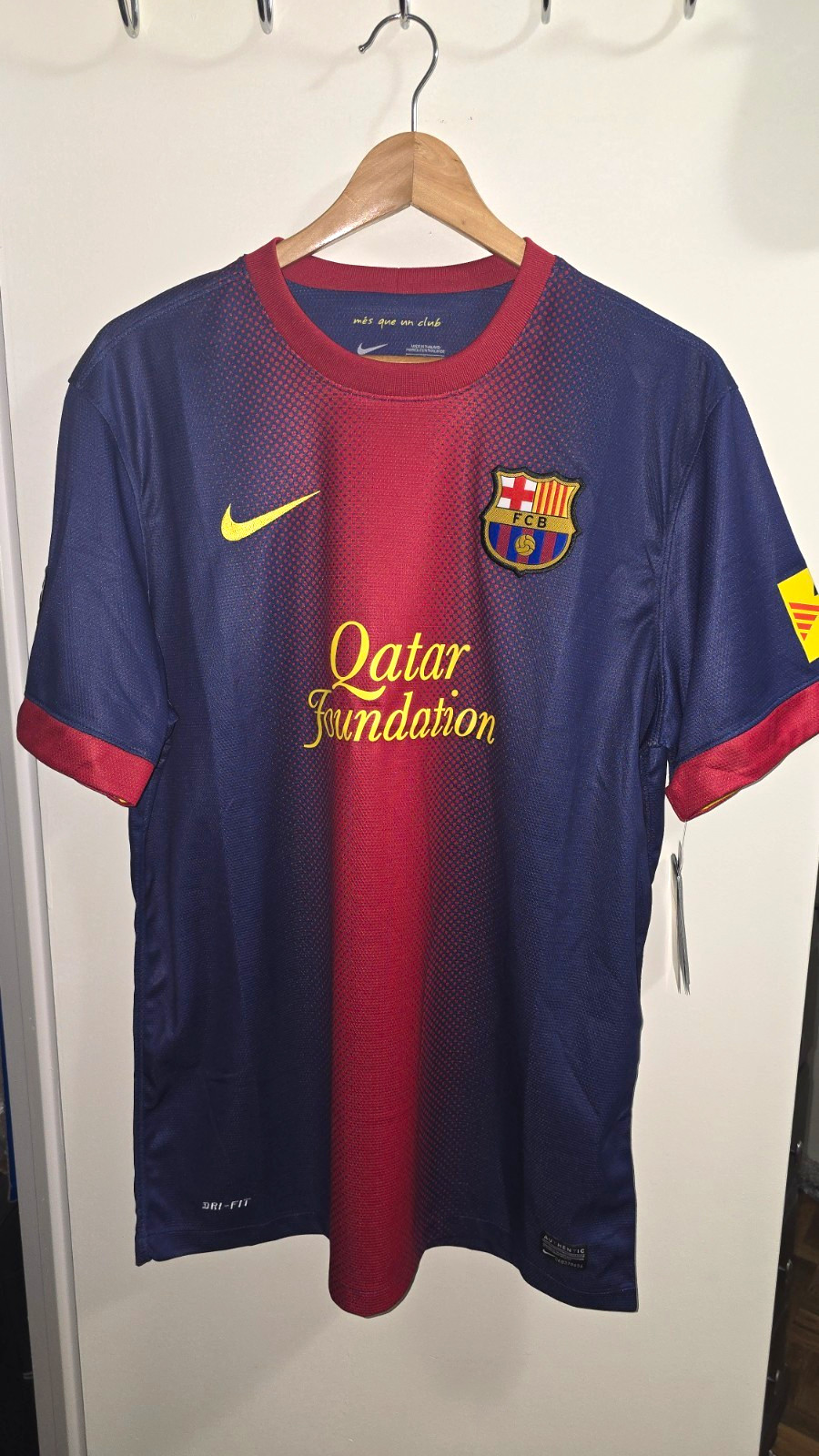 2012/13 FC Barcelona Home Jersey Size Large [Brand New]