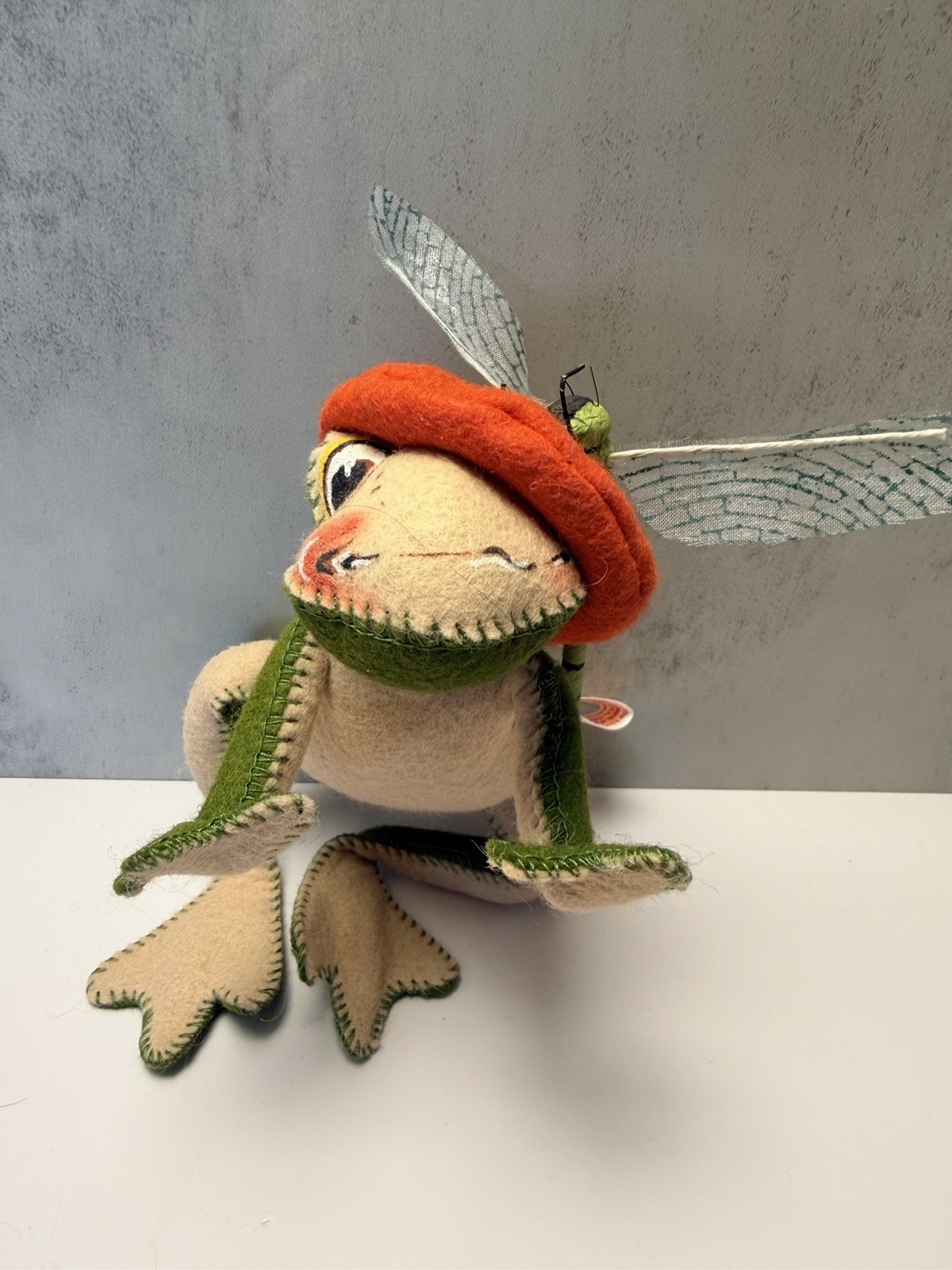 Annalee Toni Toad with Dragonfly  And Beret Frog 1998 Vintage Figure Doll NWOT
