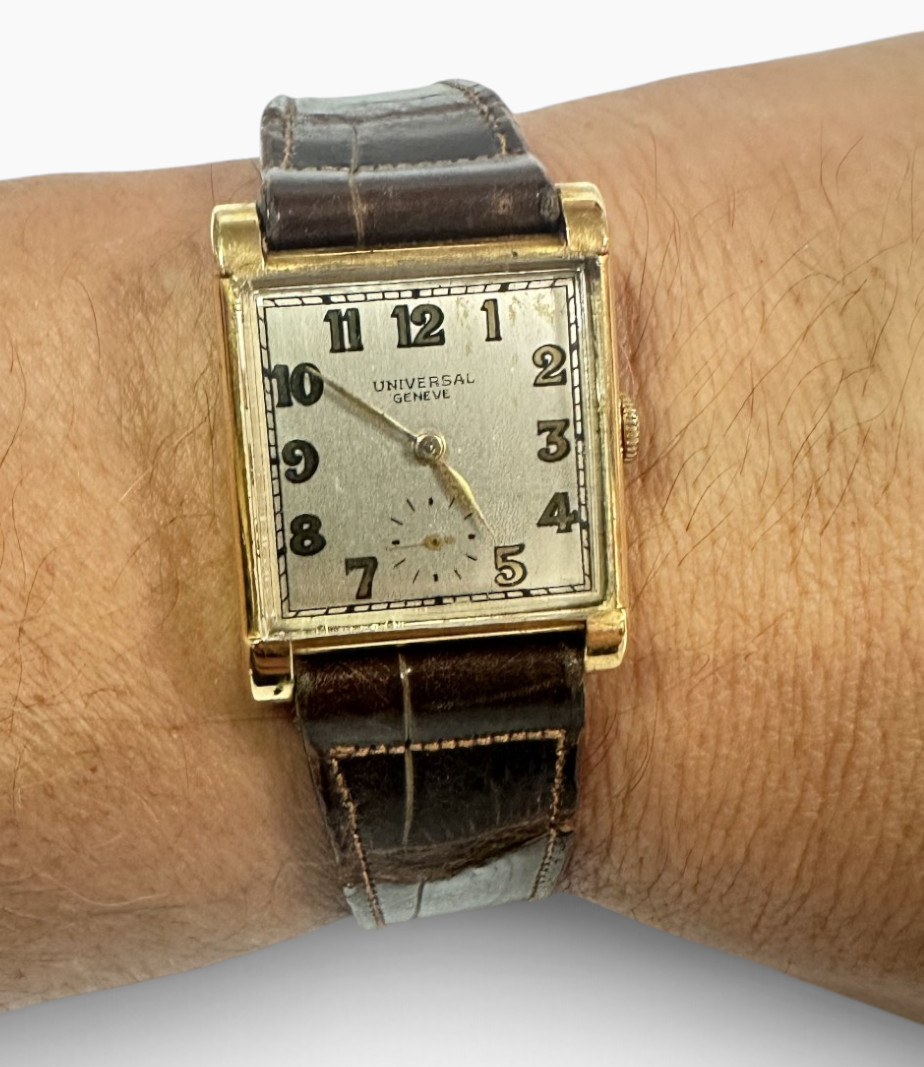Universal Geneve 18k Watch Vintage Square Face Art Deco Manual Wind Watch