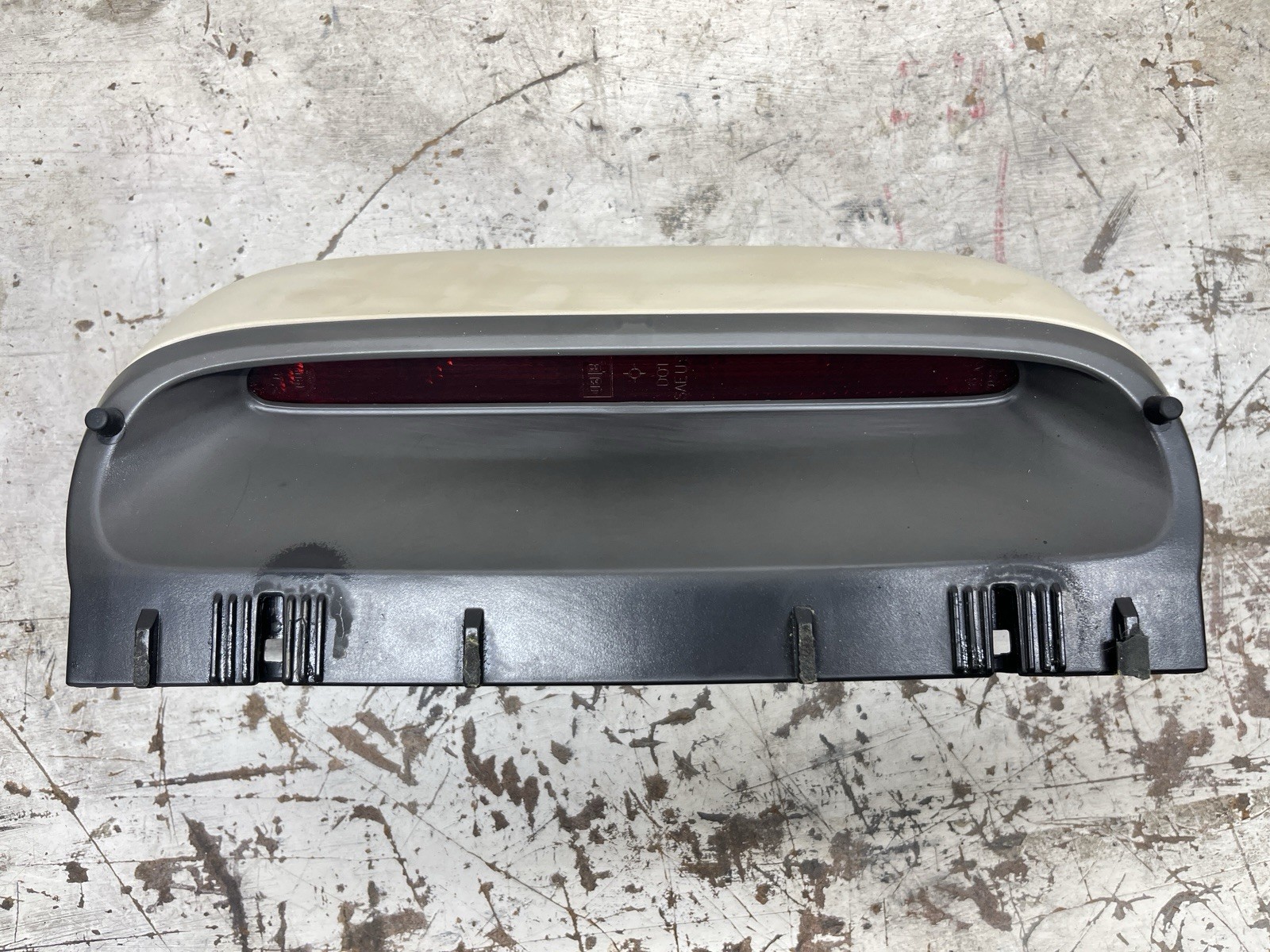 1998-2003 JAGUAR XJ8 XJR VANDEN PLAS THIRD BRAKE LIGHT 1998-2003 JAGUAR XJ8 XJR VANDEN PLAS THIRD BRAKE LIGHT