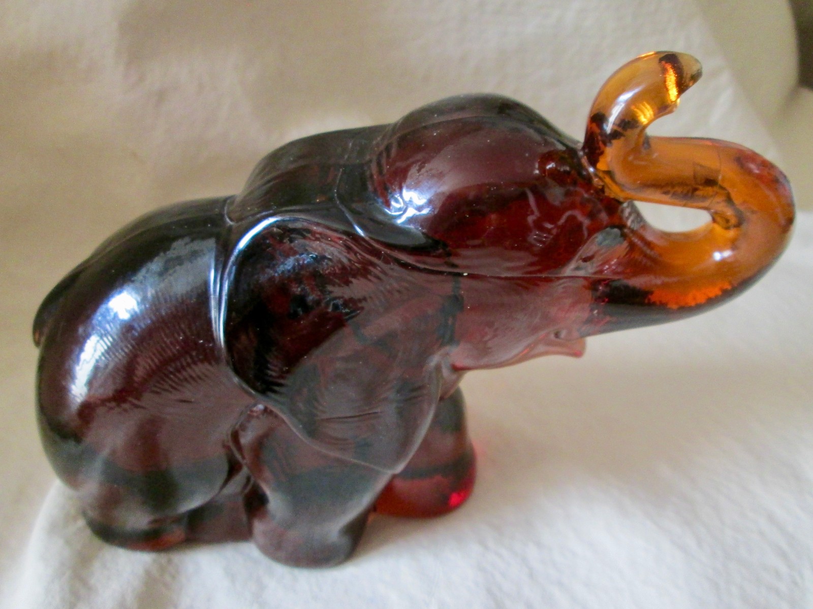 RARE AMBER HEISEY BY IMPERIAL LARGE PAPA ELEPHANT one of 15 made, hard to find RARE AMBER HEISEY BY IMPERIAL LARGE PAPA ELEPHANT one of 15 made, hard to find