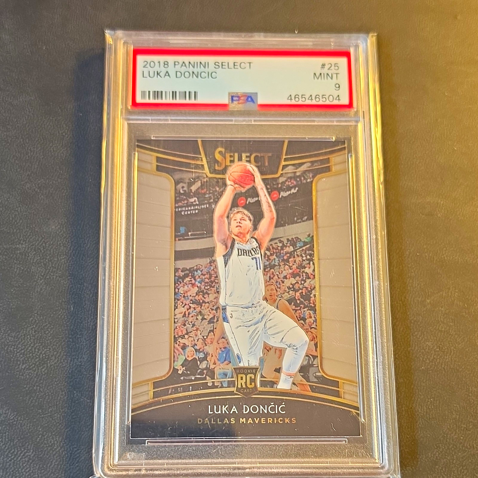 2018-19 Panini Select Concourse Luka Dončić #25 RC Base PSA 9 Mavericks 46546504