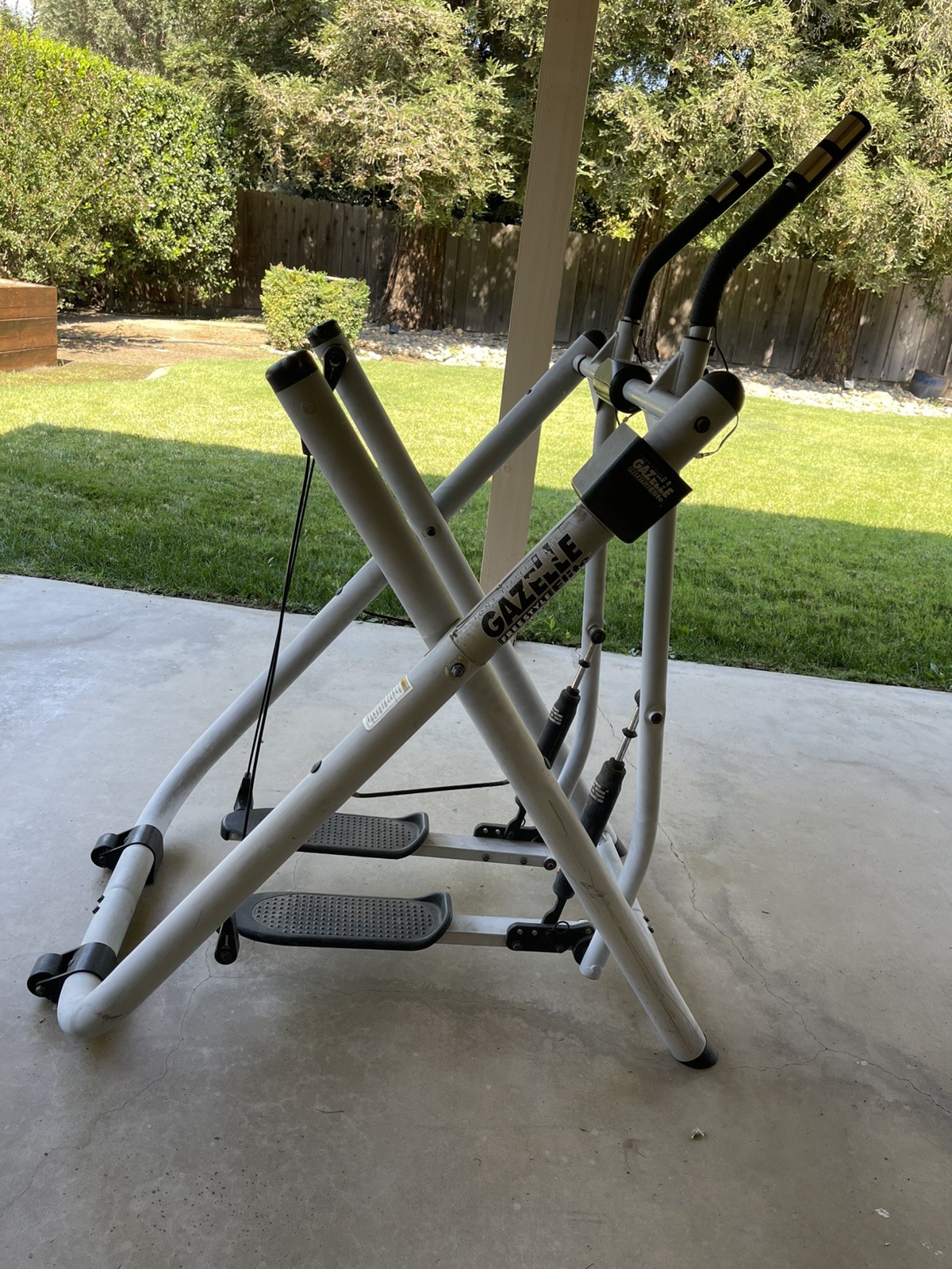 Elliptical exercise machine used and weathered - Pick Up ONLY in Turlock, Ca