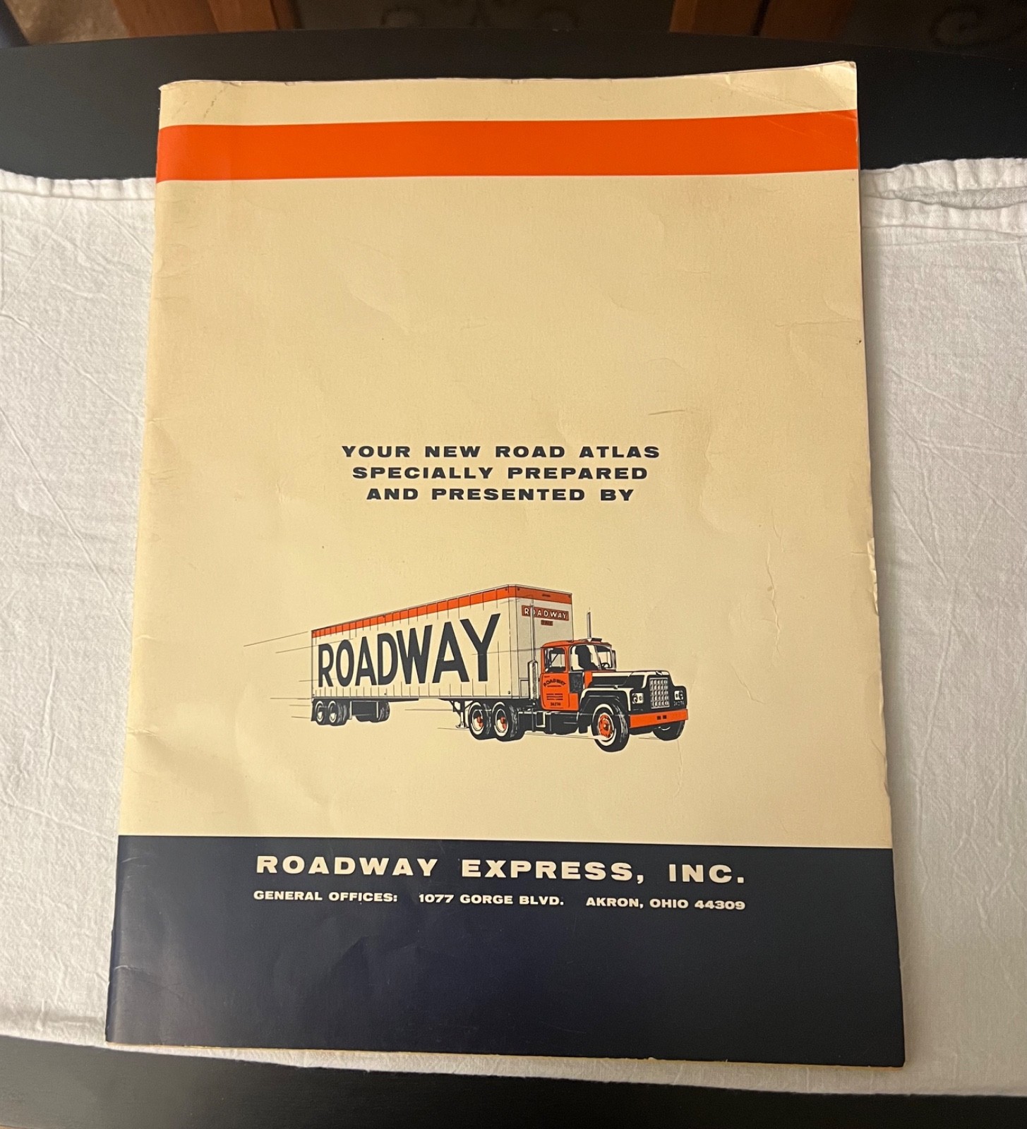 Vintage Roadway Express Atlas 1970's