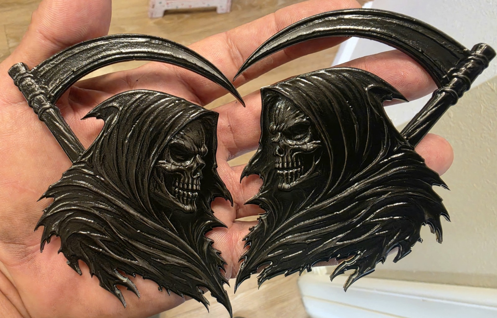 Grim Reaper Stealth Black Mirrored Pair Car Truck Fender Badge 3D Texture 