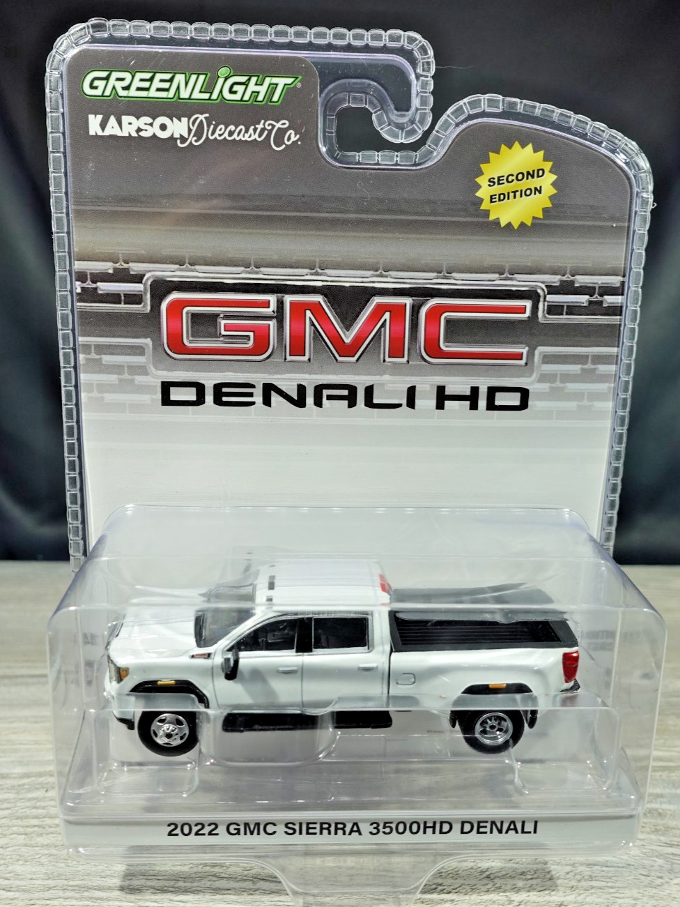 Greenlight 2022 GMC Sierra 3500HD Denali 1/64