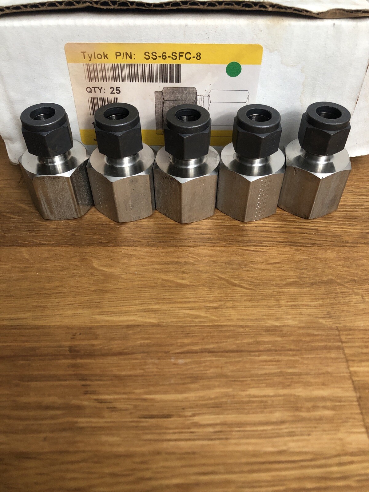 Tylok SS-6-SFC-8 Lot Of 5