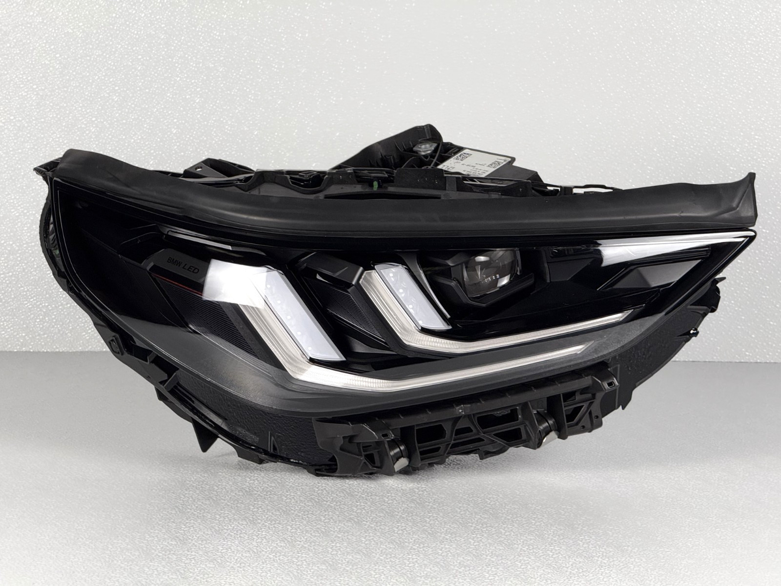 PERFECT 2025-2026 BMW X3 G45 ADAPTIVE LED RIGHT SIDE HEADLIGHT SHADOWLINE OEM