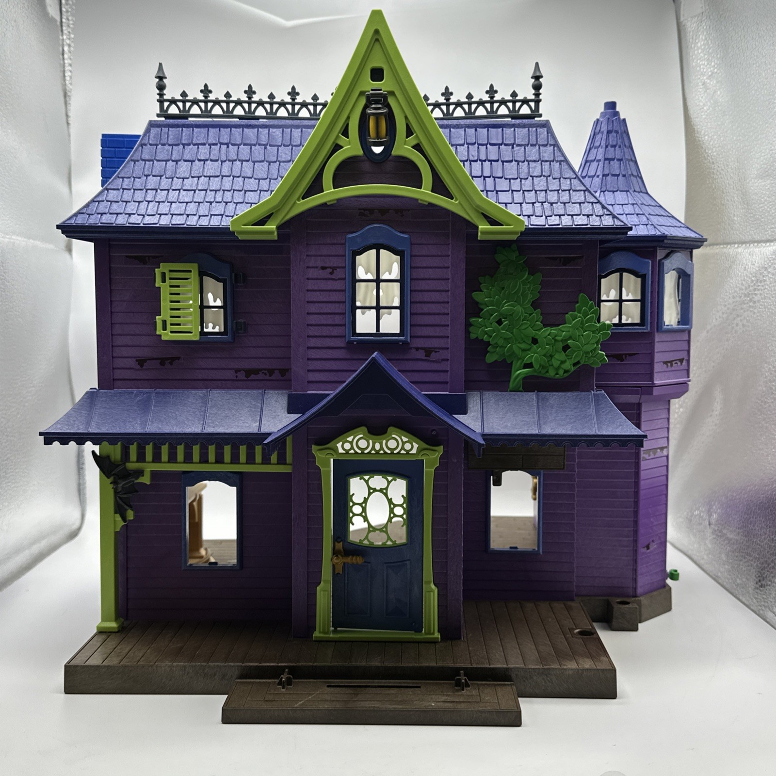Playmobil Scooby-Doo Haunted House Adventures Mystery Mansion Incomplete #70361 Playmobil Scooby-Doo Haunted House Adventures Mystery Mansion Incomplete #70361