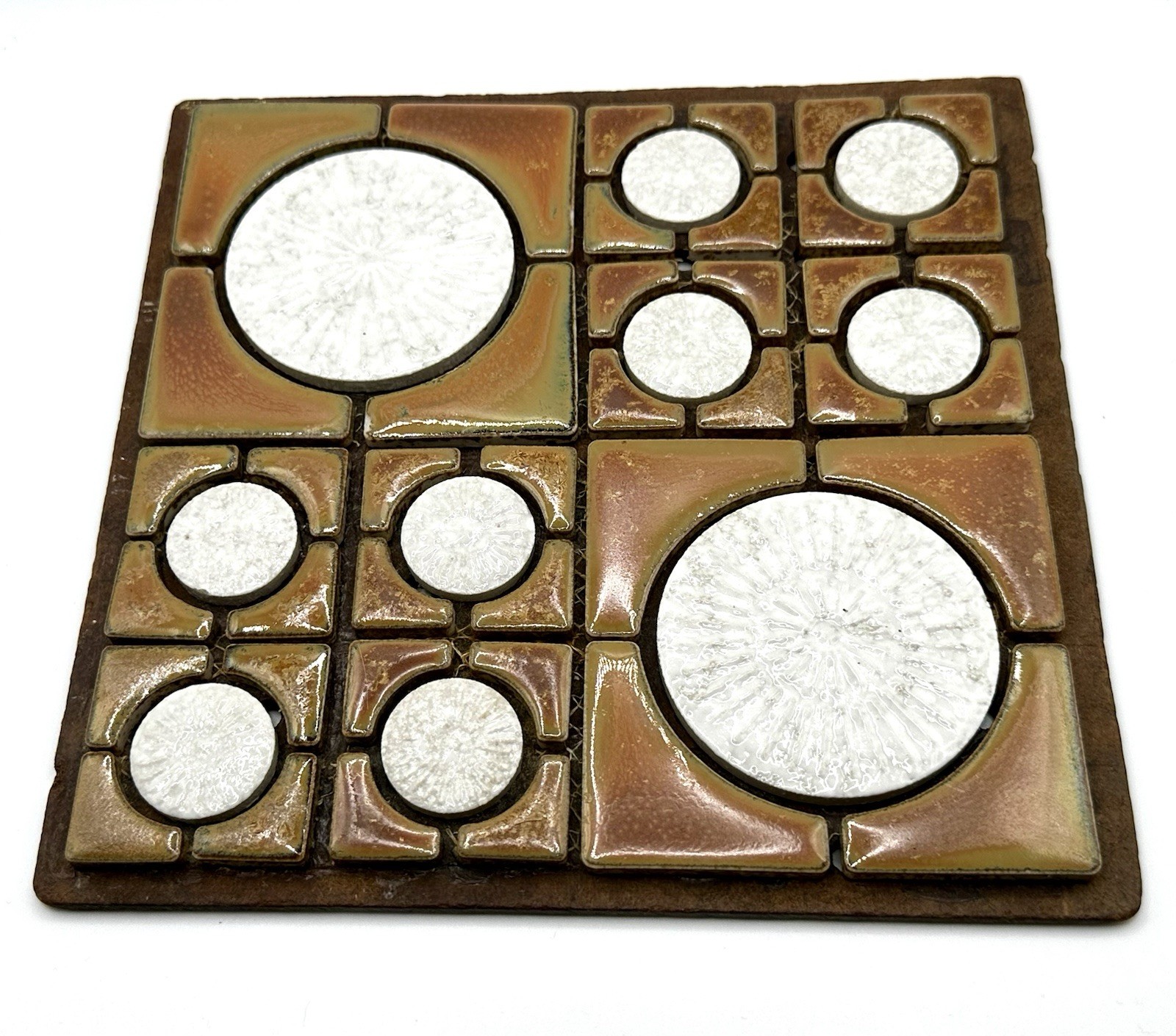 Vintage Mid‑Century Modern Ceramic Tile Hot Plate – Retro Geometric Design Vintage Mid‑Century Modern Ceramic Tile Hot Plate – Retro Geometric Design