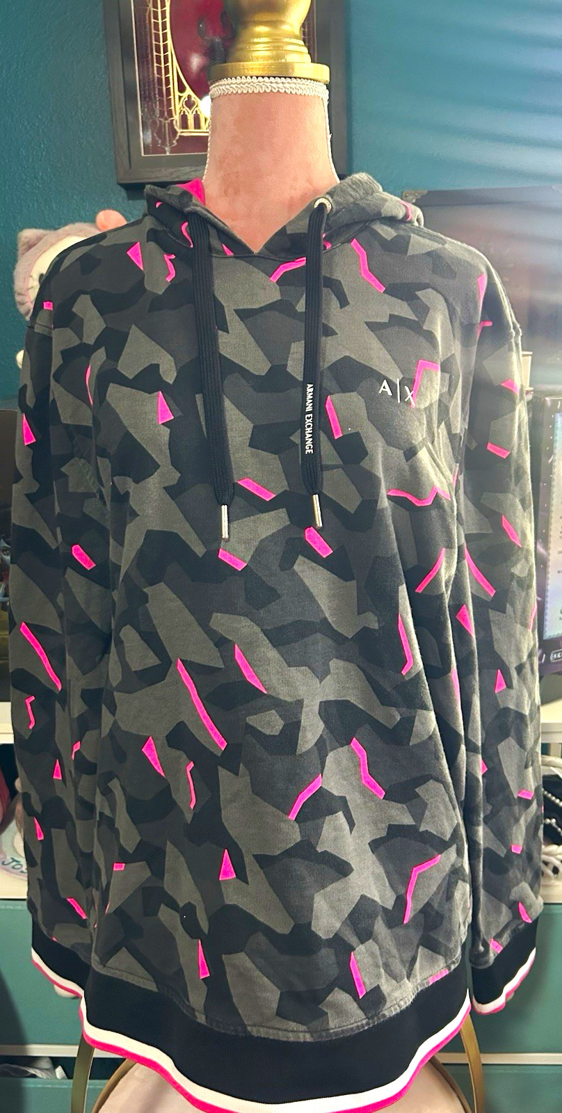 Armani Exchange A|X Mens Pullover Hoodie M Gray/Black/Pink Camo Logo Armani Exchange A|X Mens Pullover Hoodie M Gray/Black/Pink Camo Logo