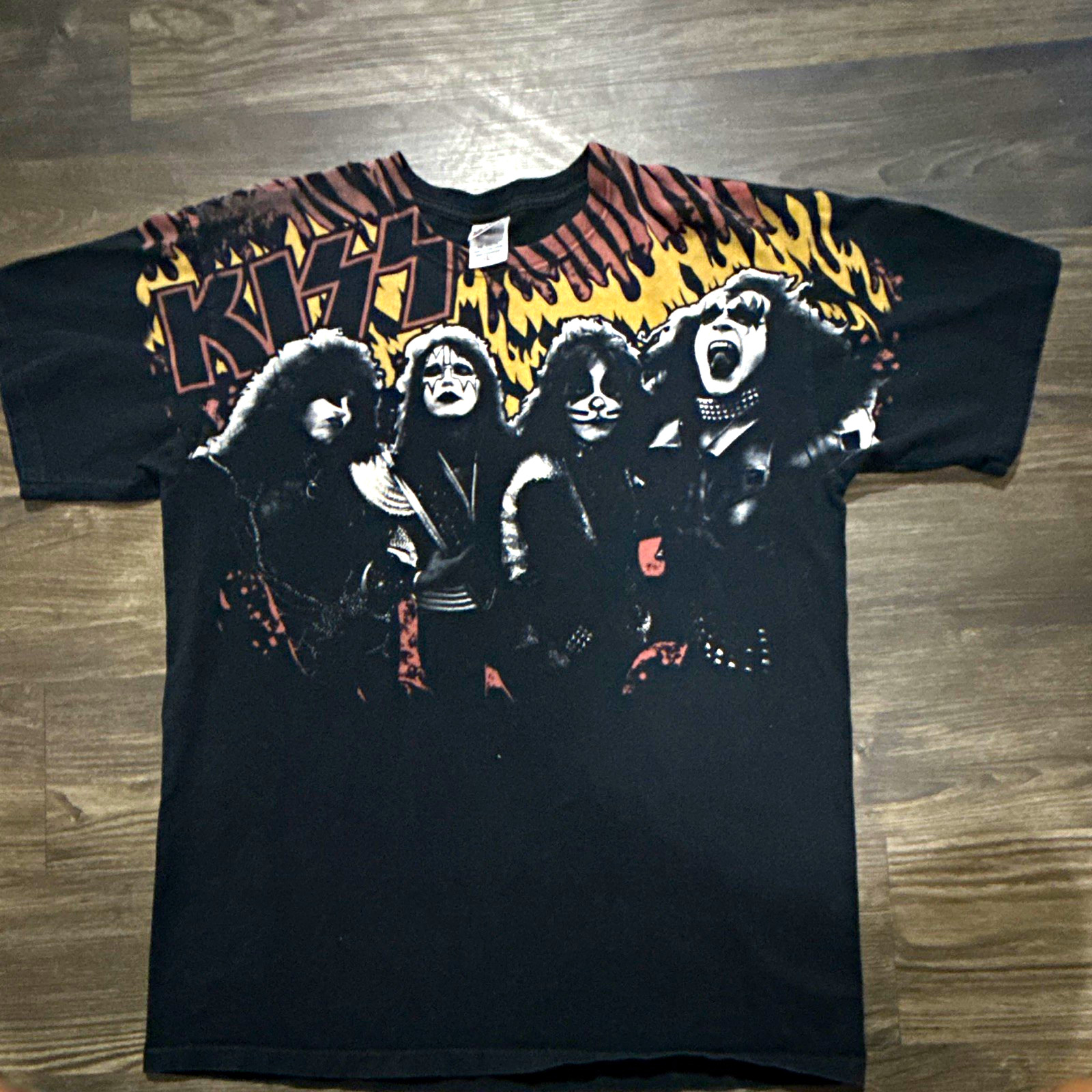 Anvil KISS Black Graphic Logo Crew Neck Short Sleeve Cotton T-Shirt Size L Anvil KISS Black Graphic Logo Crew Neck Short Sleeve Cotton T-Shirt Size L