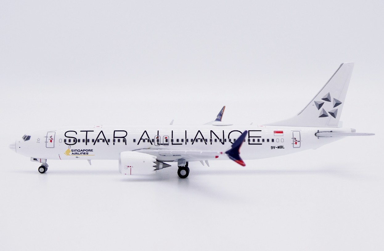 JC Wings 1:400 Singapore Airlines B737 MAX8 9V‑MBL Star Alliance Diecast XX40351