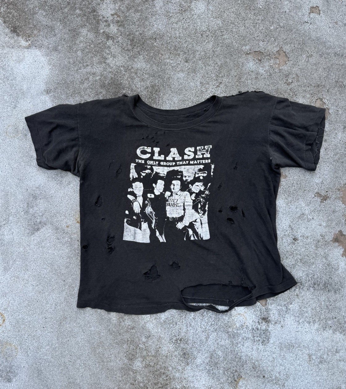 1970s The Clash Black Distressed Graphic T-Shirt 