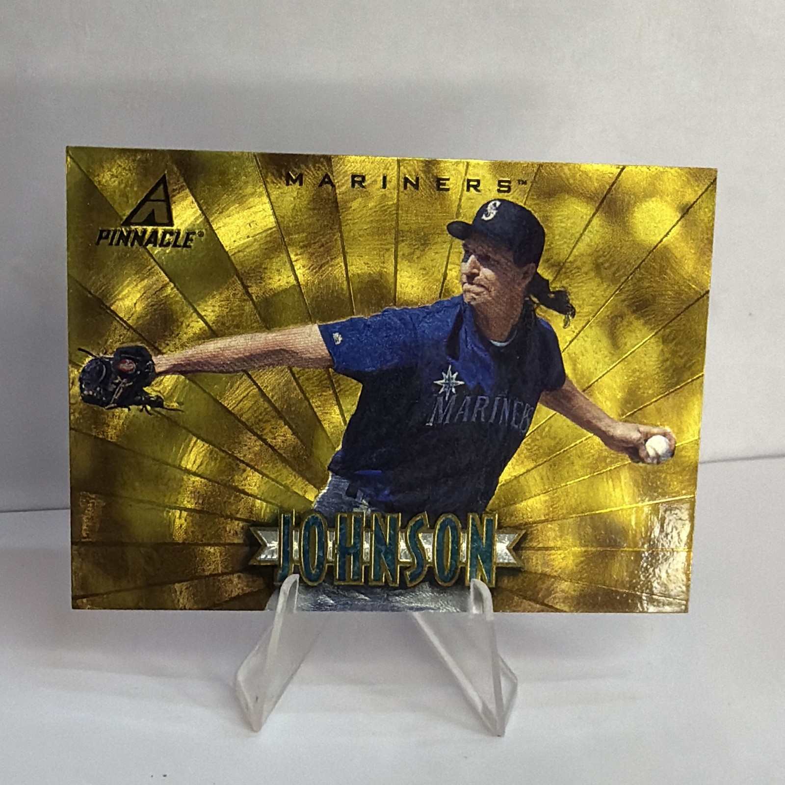 1997 New Pinnacle - Randy Johnson #100 Museum Collection 1997 New Pinnacle - Randy Johnson #100 Museum Collection