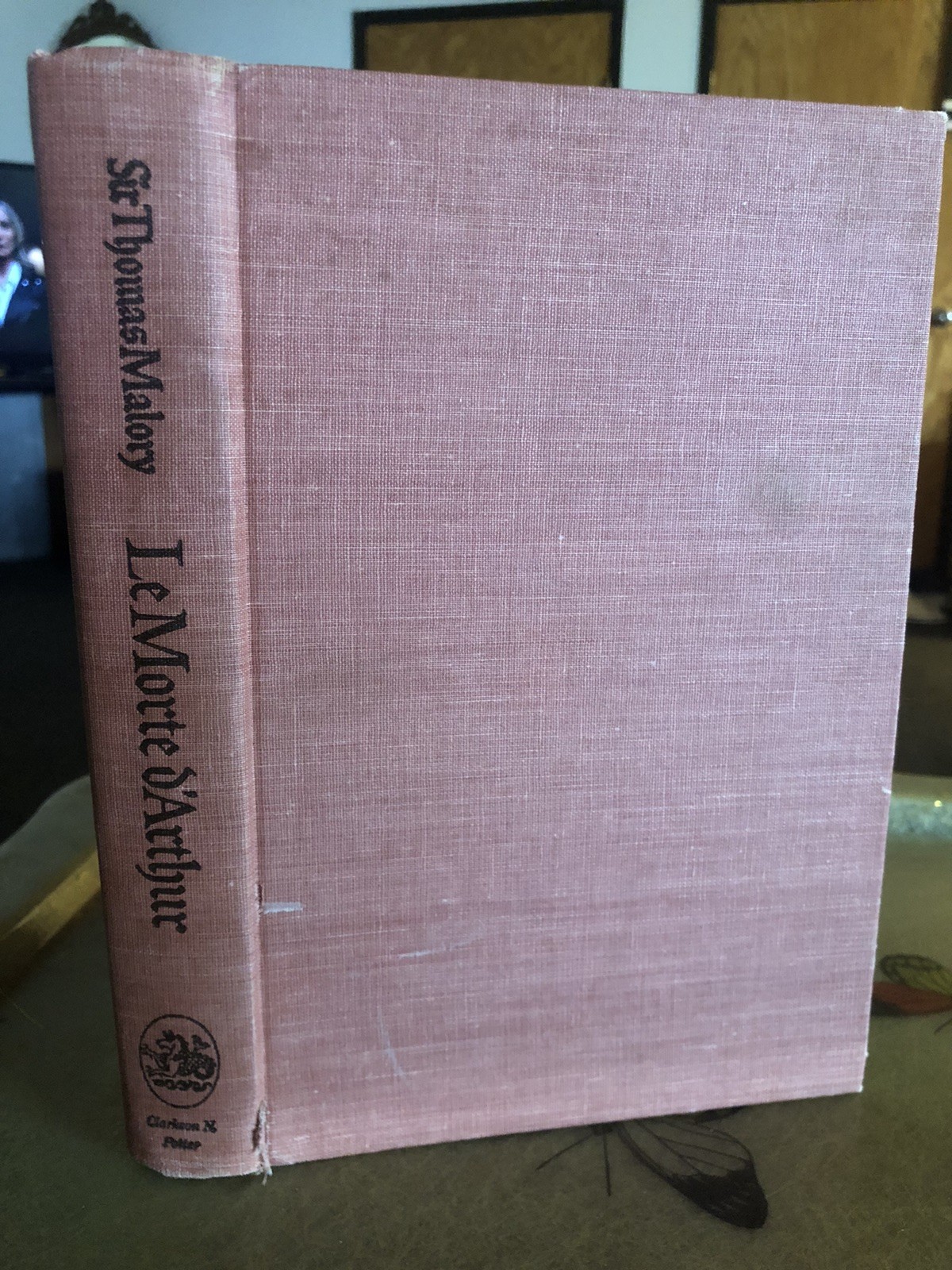 Le Morte d’Arthur by Sir T. Mallory, Modern By K. Baines July, 1962 1st Print Le Morte d’Arthur by Sir T. Mallory, Modern By K. Baines July, 1962 1st Print