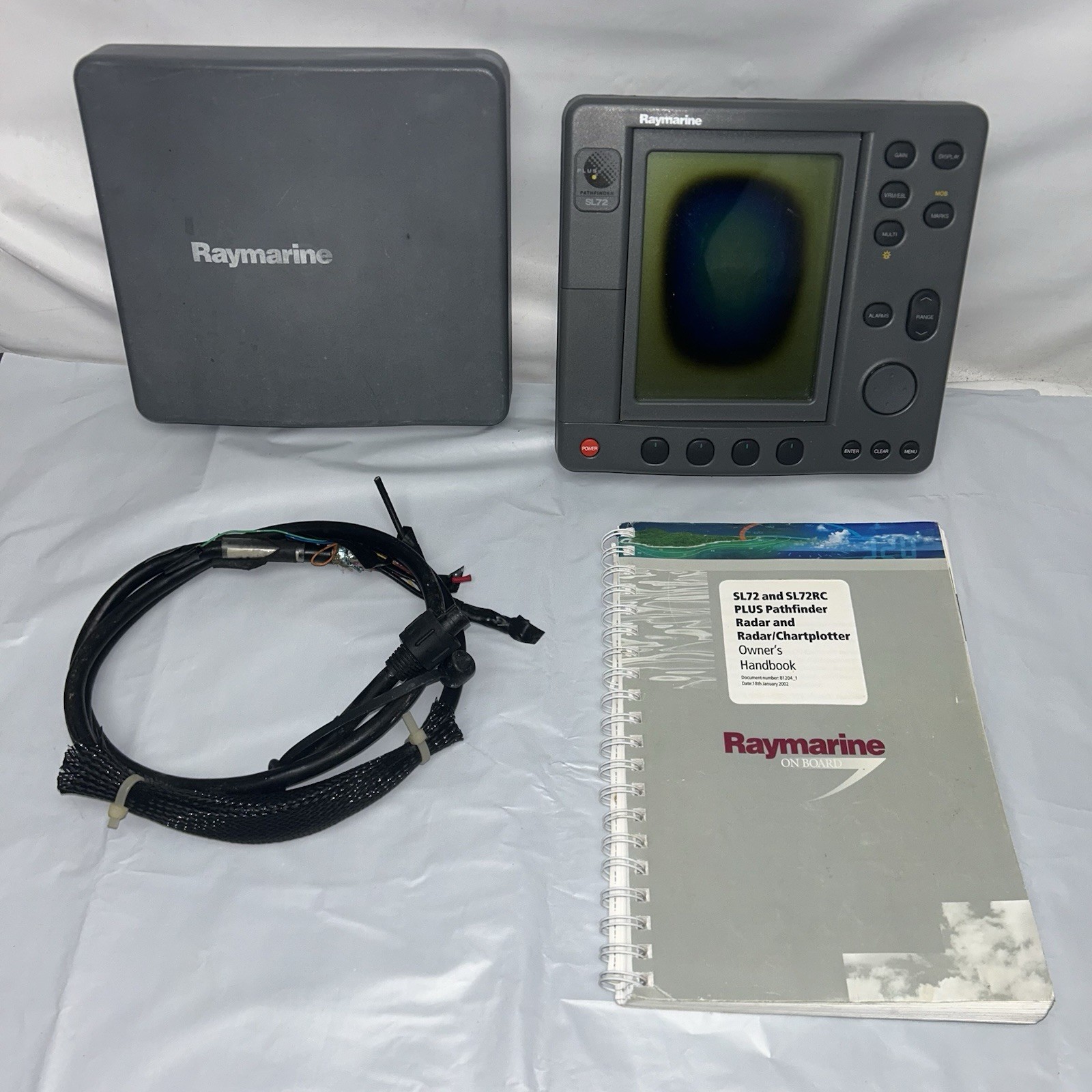 Raymarine SL72+ Monochrome Pathfinder Radar Display E52028 w/ Sun Cover & Manual