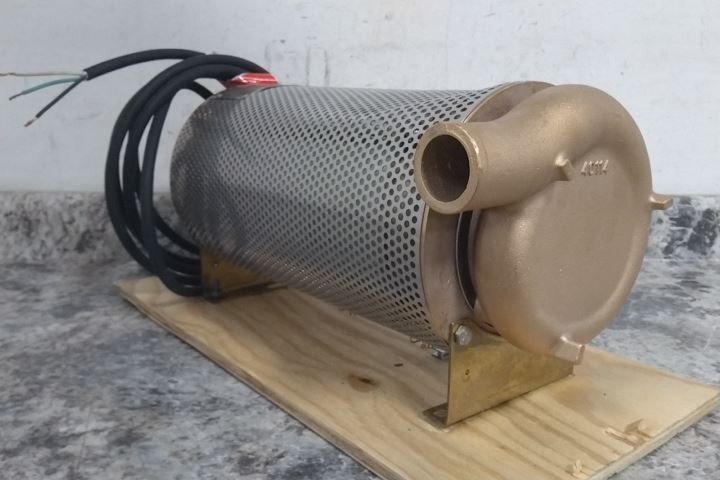 Barnes SFU102-GIS 1 HP 230VAC 100 Max GPM Single Phase Pond Pump