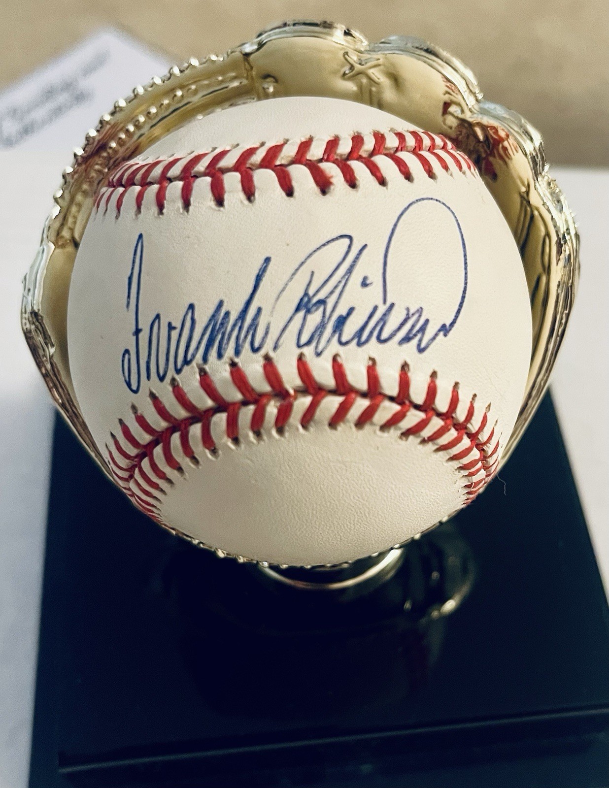 Frank Robinson Signed Official American League Baseball Ball Qube Included 