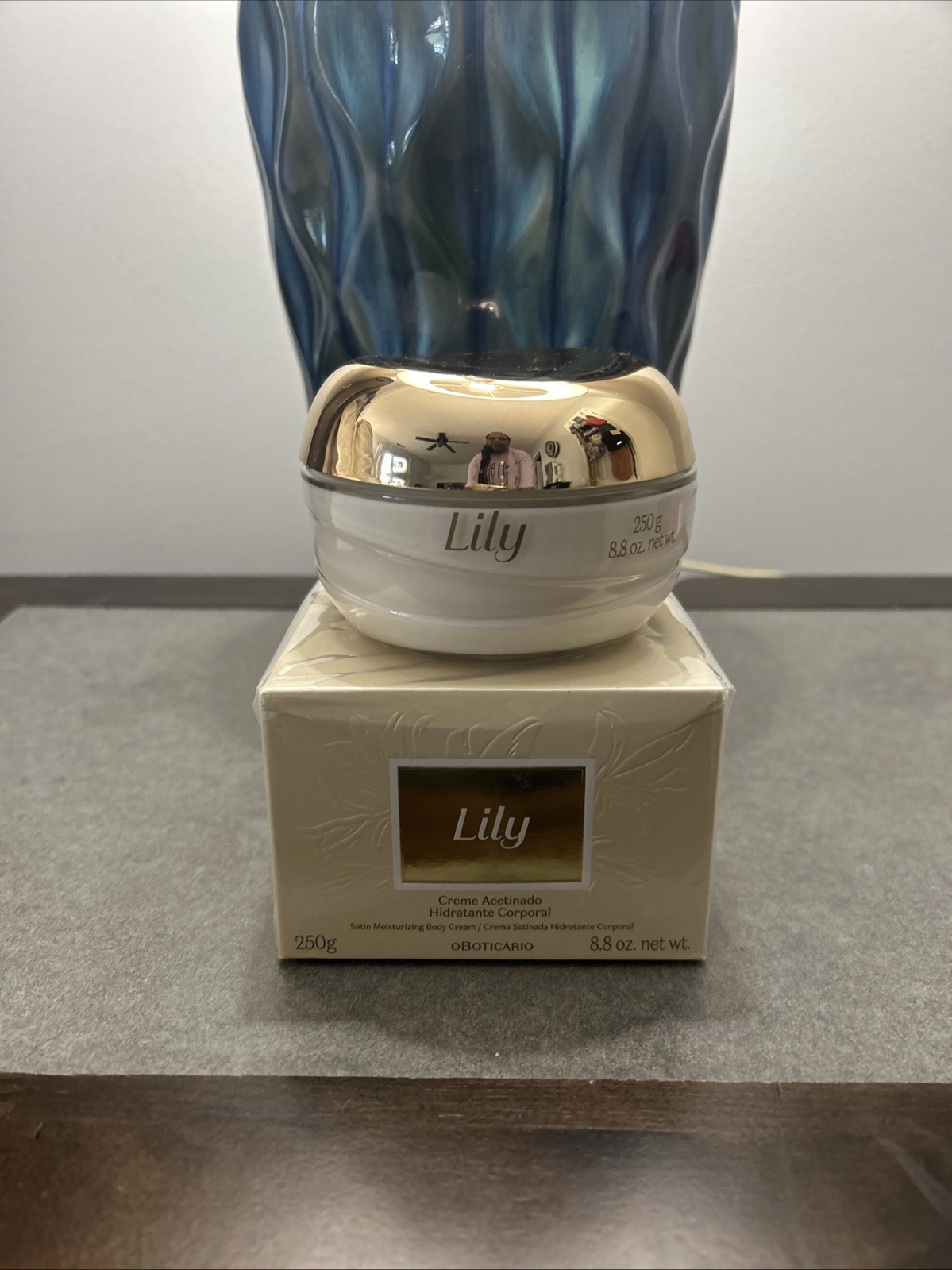 Lily Satin Moisturizing Body Cream Lily Satin Moisturizing Body Cream