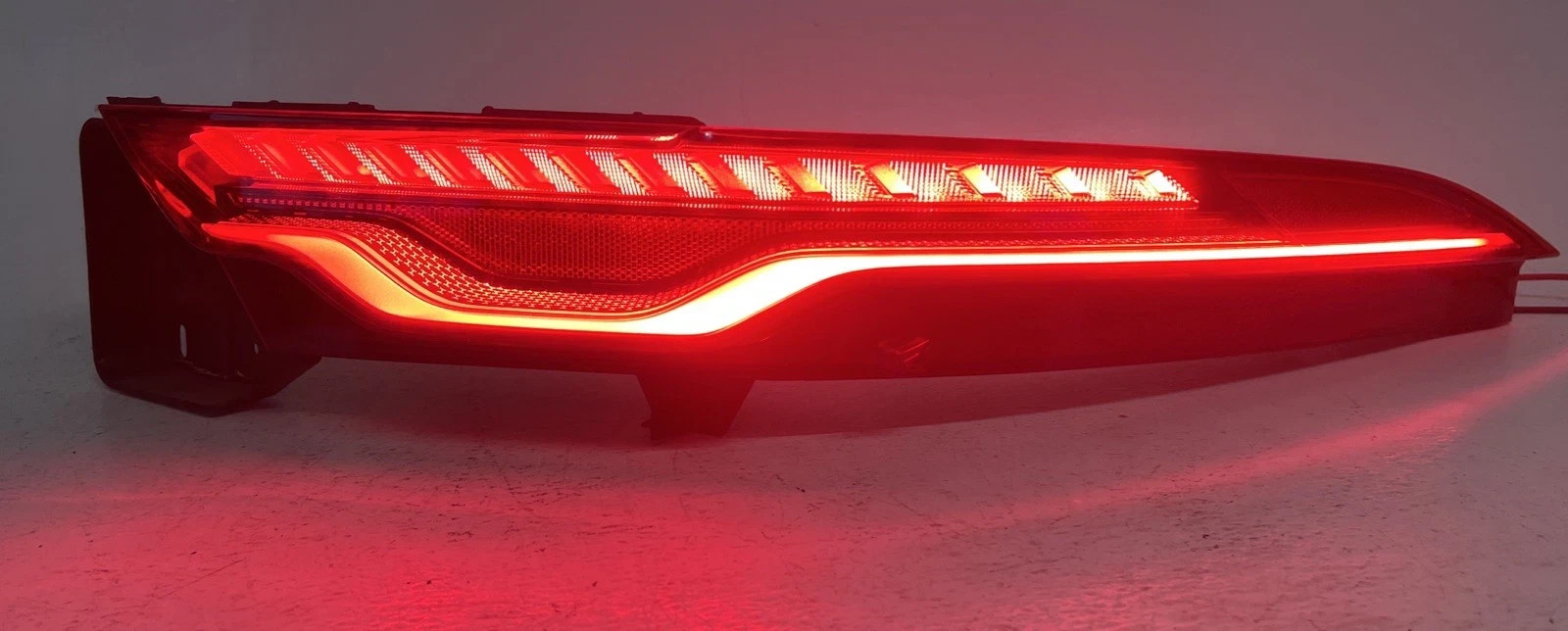 NICE 2021 2022 2023 Jaguar F-Type LED Tail Light Passenger Right RH OEM 9080