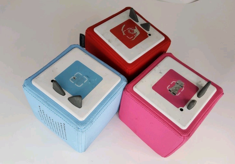 Tonies TonieBox Lot Of 3 Damaged No Chargers Working With Top Wear Tonies TonieBox Lot Of 3 Damaged No Chargers Working With Top Wear