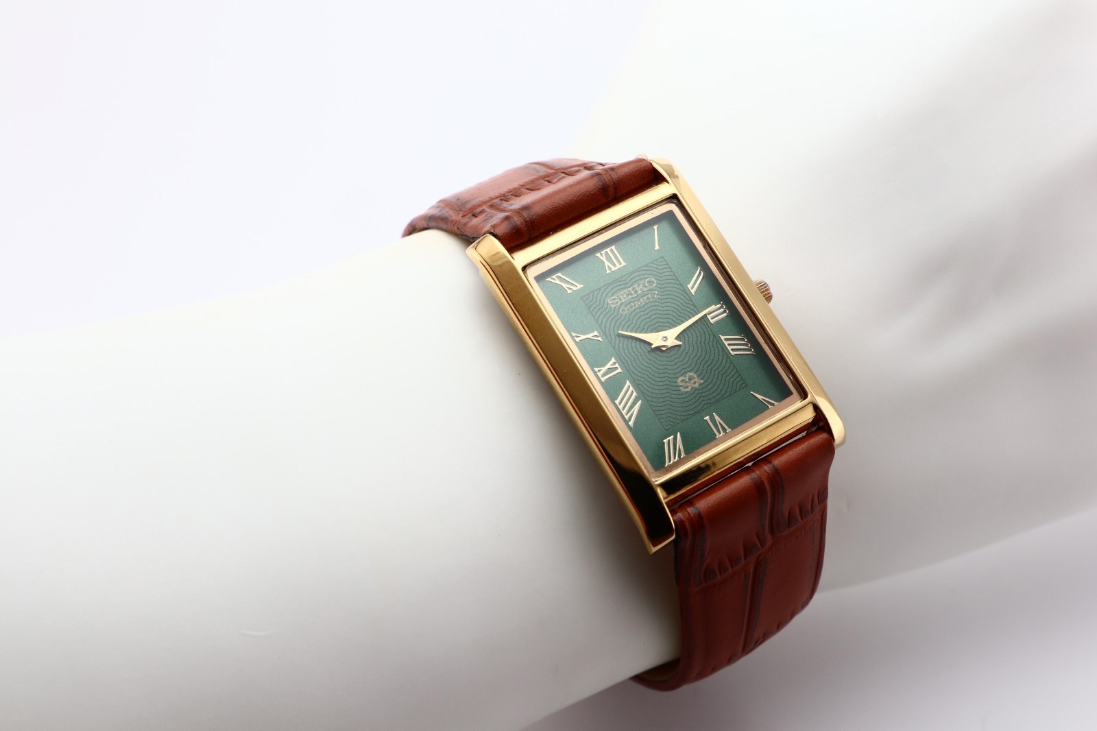 Vintage Seiko Slim Tank Quartz Men's Watch, Gentleman’s Choice - Vintage Seiko Slim Tank Quartz Men's Watch, Gentleman’s Choice -